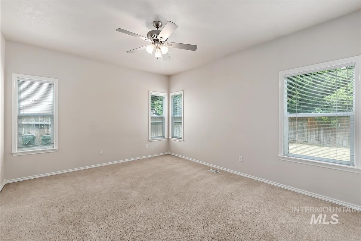 2080 W Sage Springs Ct, Meridian, Idaho 83642, 3 Bedrooms, 2.5 Bathrooms, Residential For Sale, Price $499,999,MLS 98990986