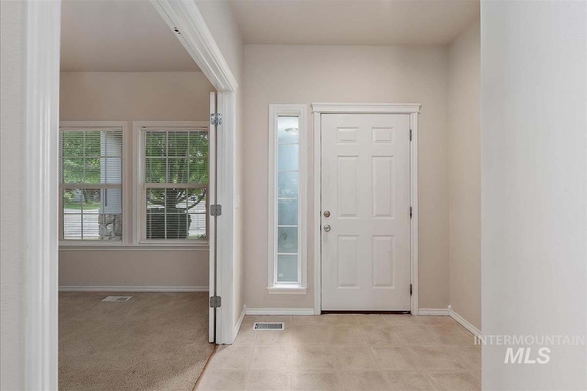 2080 W Sage Springs Ct, Meridian, Idaho 83642, 3 Bedrooms, 2.5 Bathrooms, Residential For Sale, Price $499,999,MLS 98990986