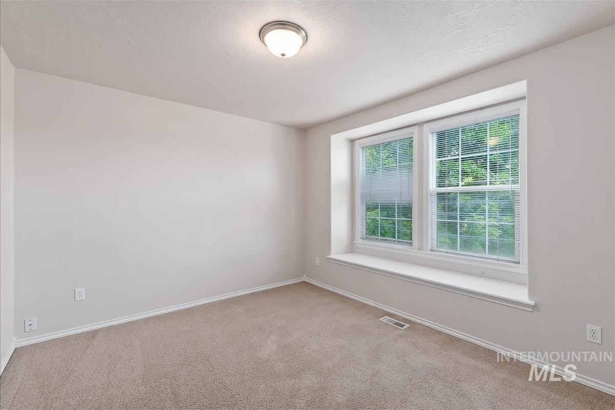 2080 W Sage Springs Ct, Meridian, Idaho 83642, 3 Bedrooms, 2.5 Bathrooms, Residential For Sale, Price $499,999,MLS 98990986