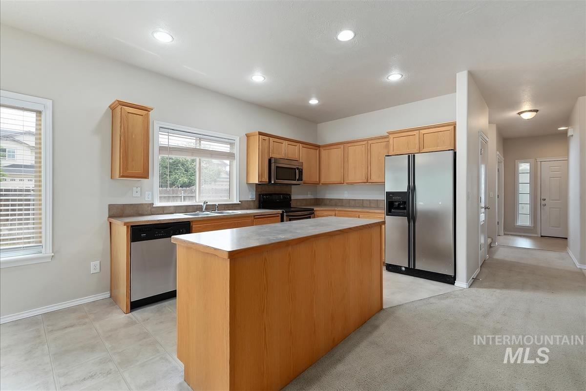2080 W Sage Springs Ct, Meridian, Idaho 83642, 3 Bedrooms, 2.5 Bathrooms, Residential For Sale, Price $499,999,MLS 98990986