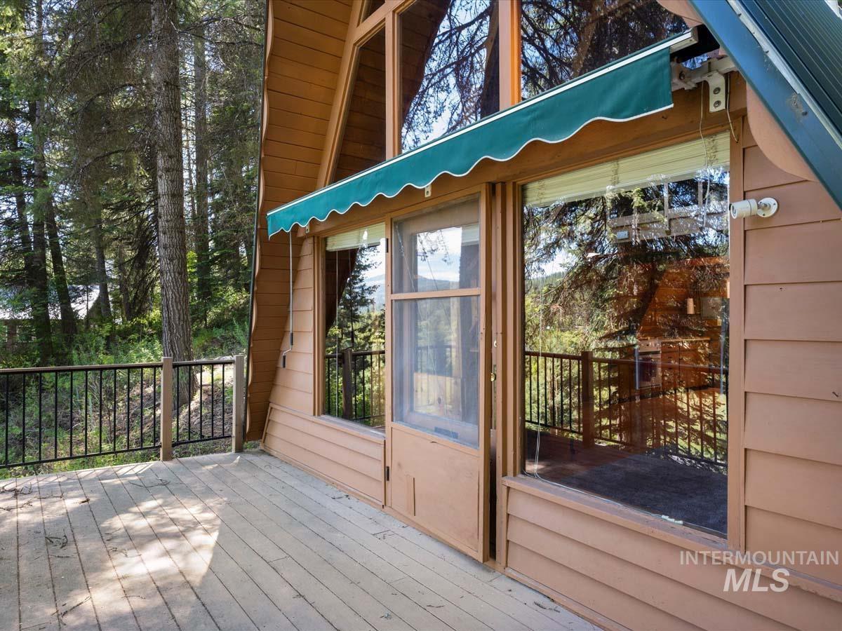 3 Lyons Lane, Smiths Ferry, Idaho 83611, 1 Bedroom, 1 Bathroom, Residential For Sale, Price $275,900, 98990987