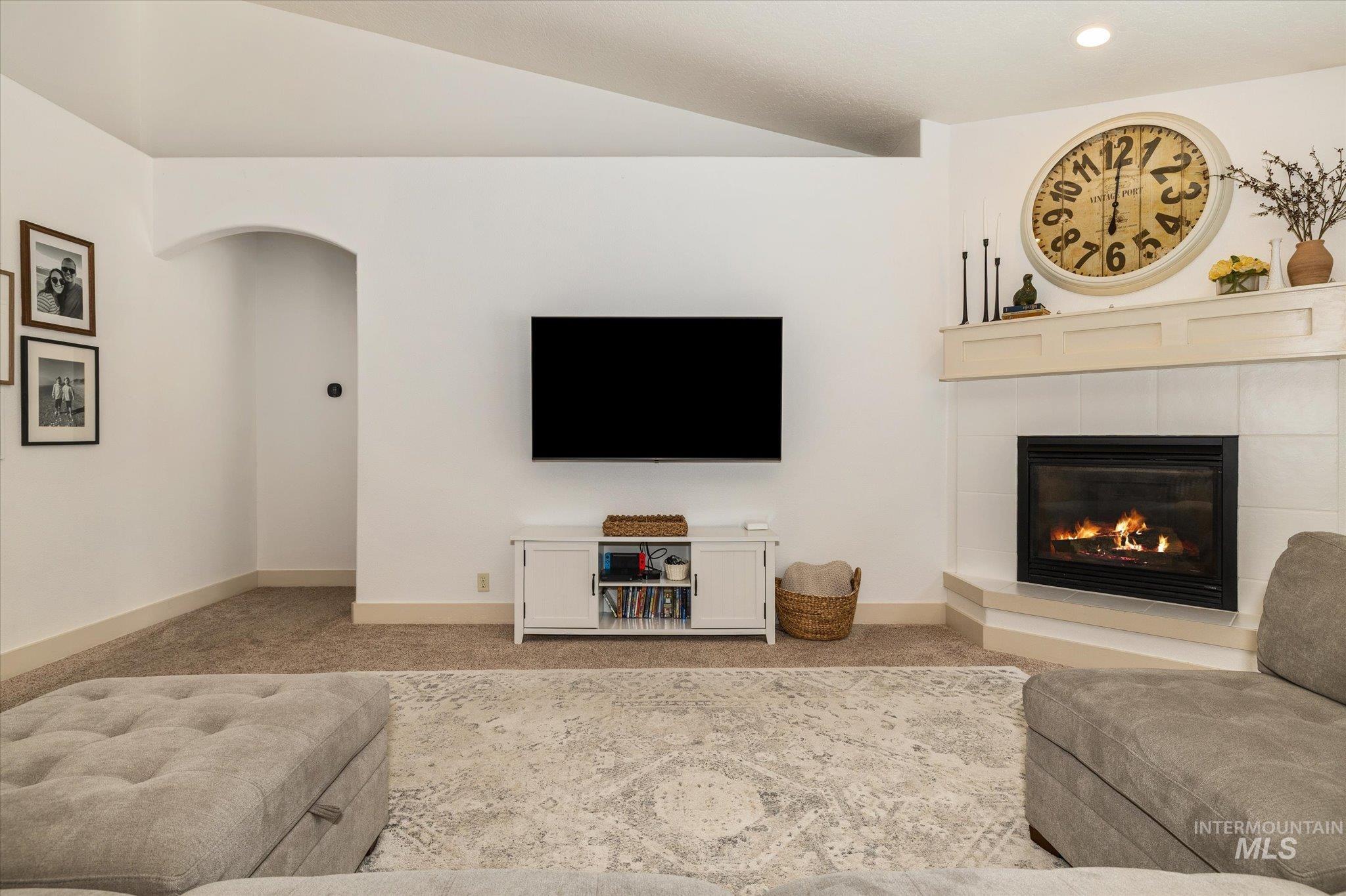 3846 S Montague, Meridian, Idaho 83642, 4 Bedrooms, 3 Bathrooms, Residential For Sale, Price $699,900, 98990988