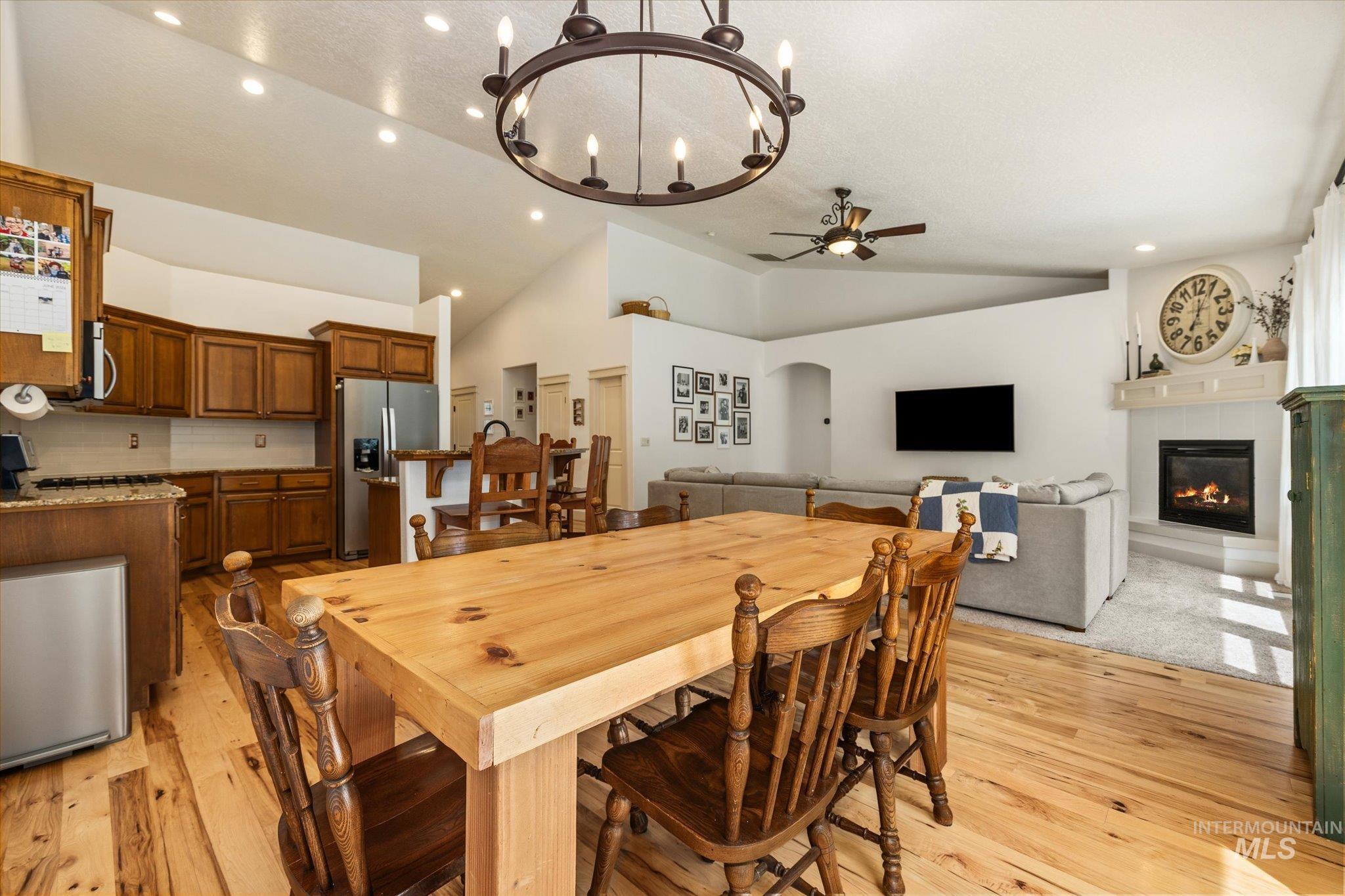 3846 S Montague, Meridian, Idaho 83642, 4 Bedrooms, 3 Bathrooms, Residential For Sale, Price $699,900, 98990988