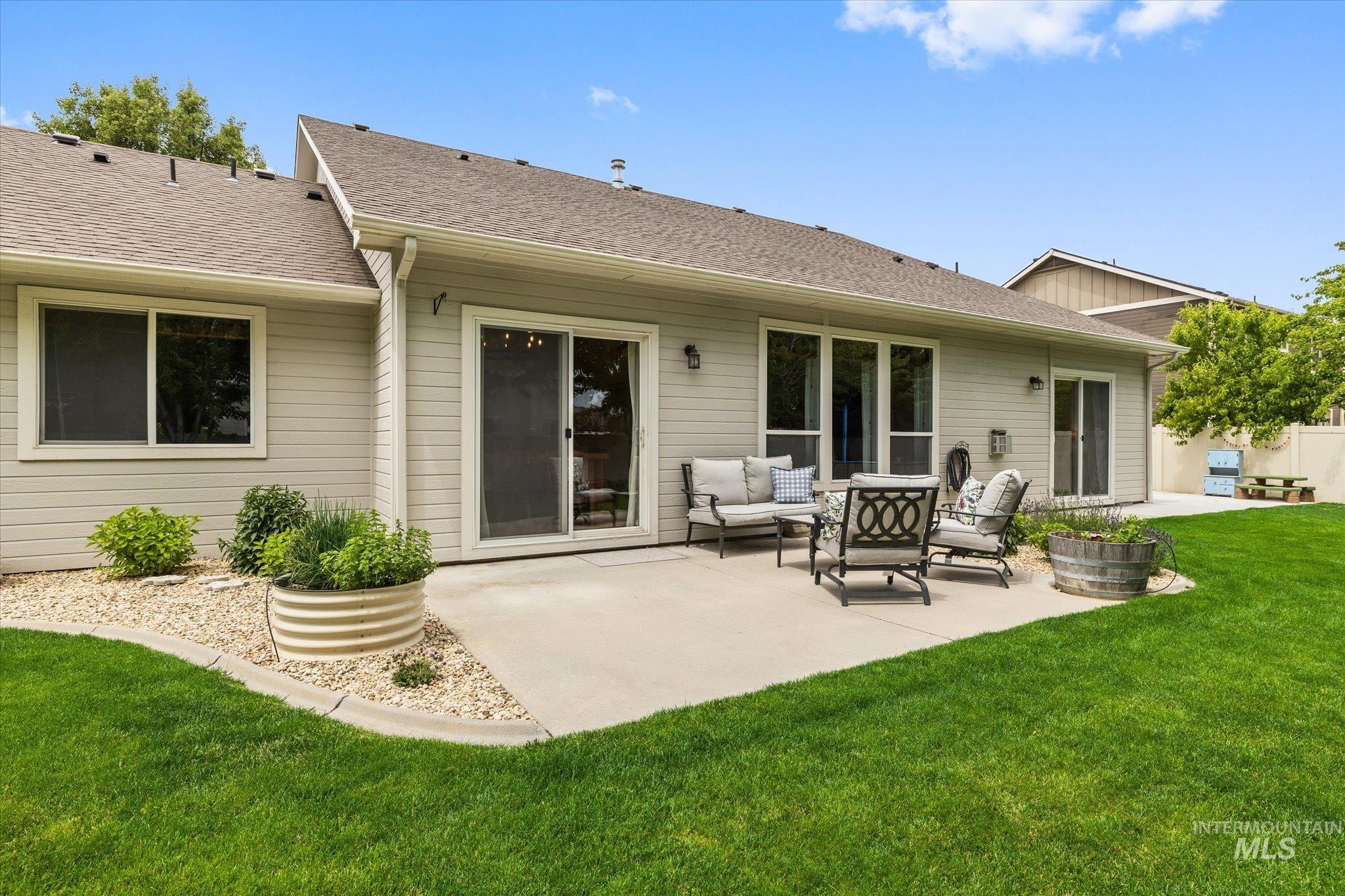 3846 S Montague, Meridian, Idaho 83642, 4 Bedrooms, 3 Bathrooms, Residential For Sale, Price $699,900, 98990988