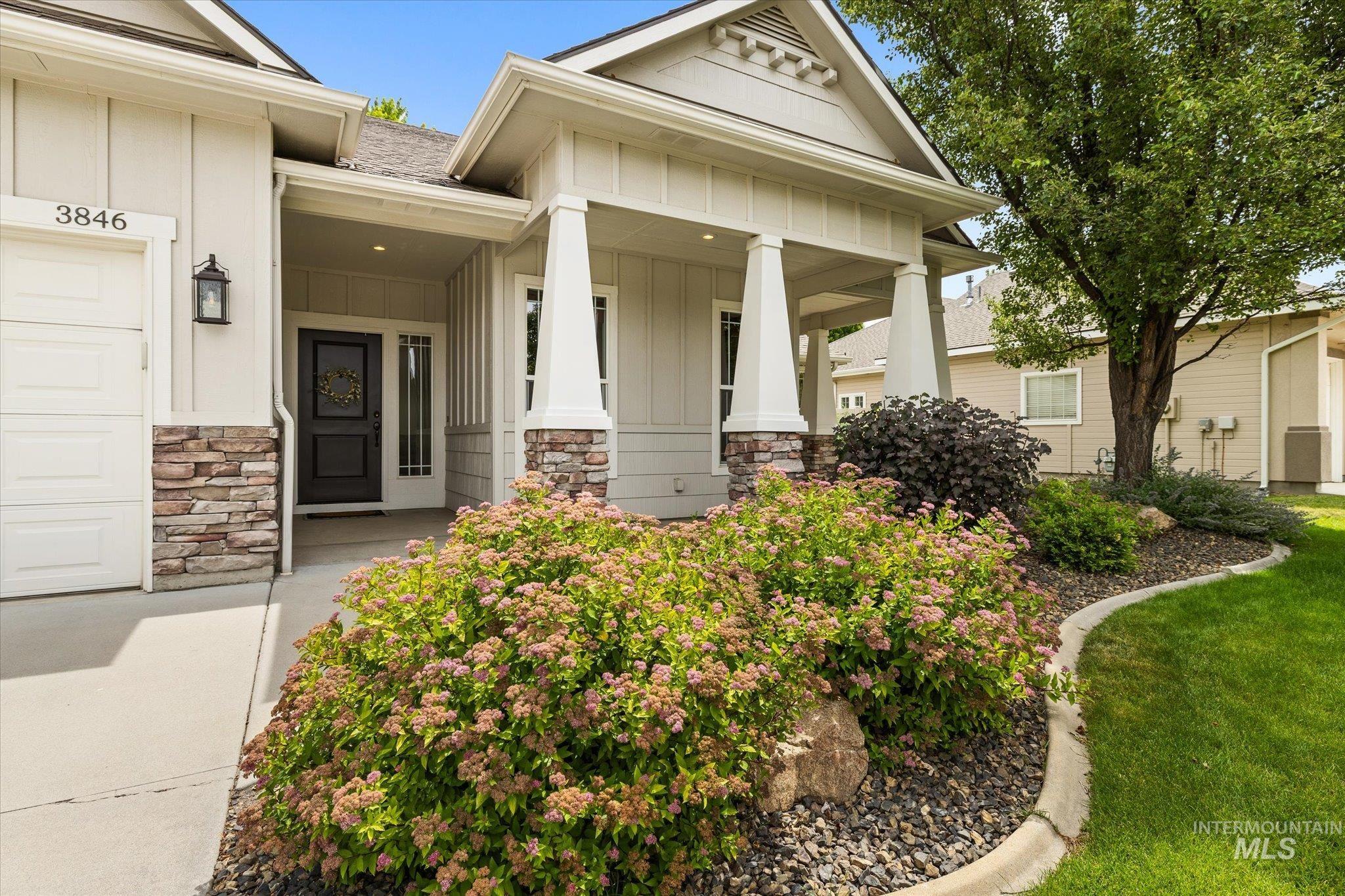 3846 S Montague, Meridian, Idaho 83642, 4 Bedrooms, 3 Bathrooms, Residential For Sale, Price $699,900, 98990988