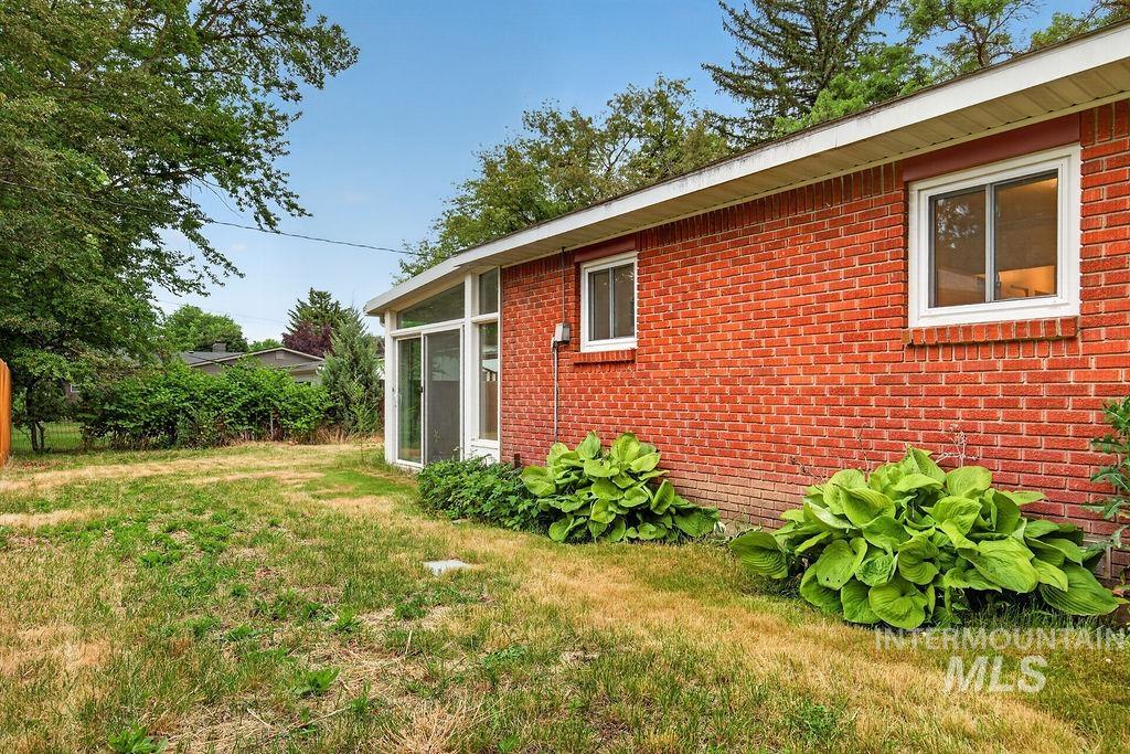 3324 Tucker, Boise, Idaho 83703, 4 Bedrooms, 3 Bathrooms, Residential For Sale, Price $819,000, 98990989