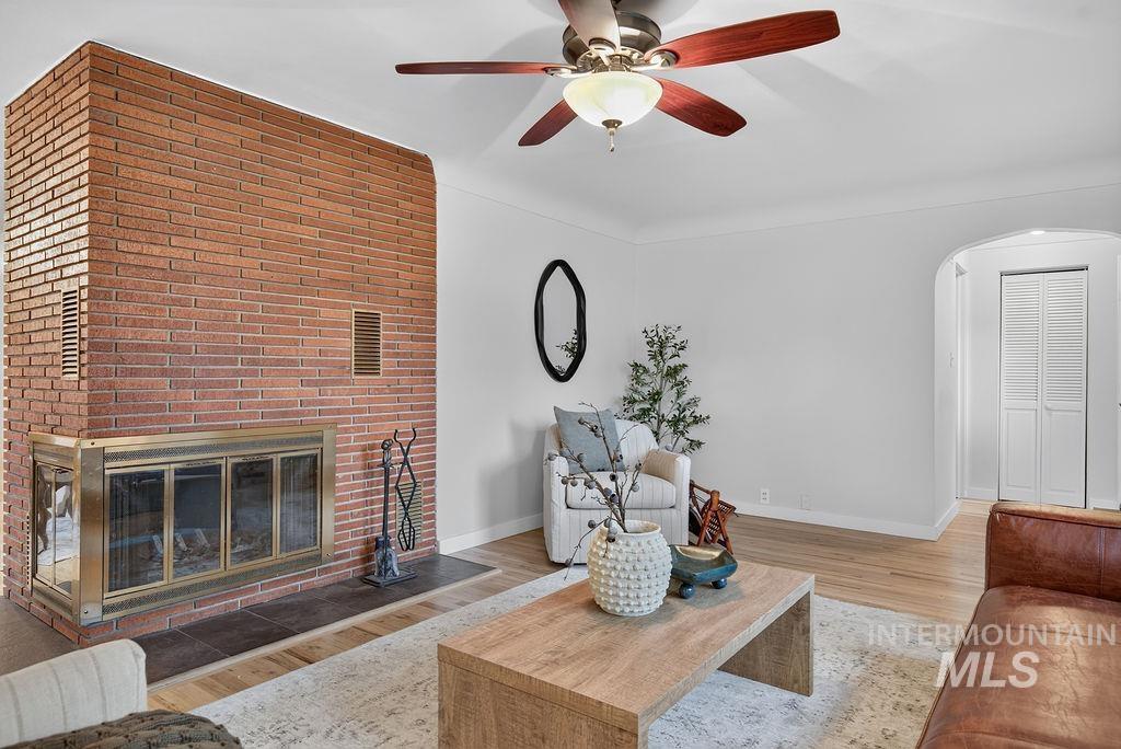 3324 Tucker, Boise, Idaho 83703, 4 Bedrooms, 3 Bathrooms, Residential For Sale, Price $819,000, 98990989