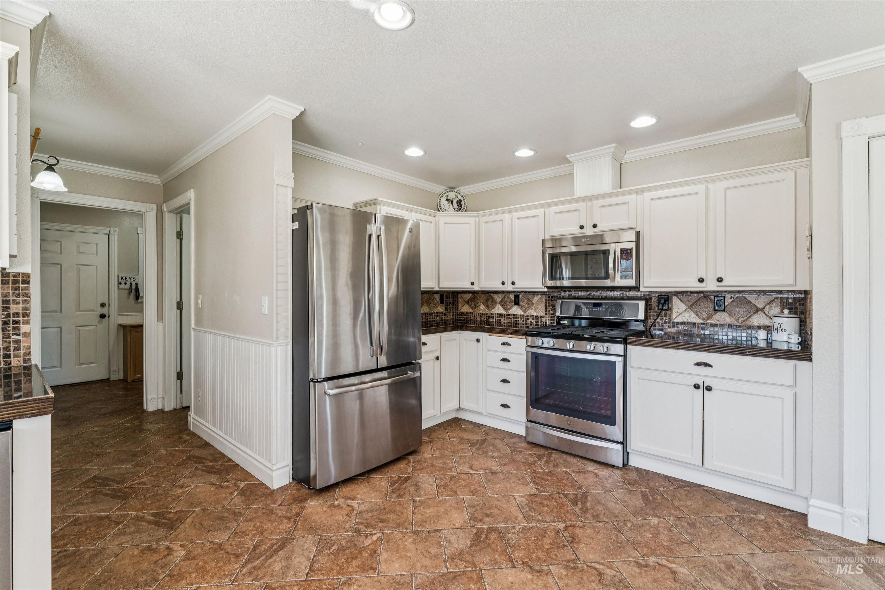4220 Pleasant View, Nampa, Idaho 83686, 3 Bedrooms, 2.5 Bathrooms, Residential For Sale, Price $825,000, 98990990