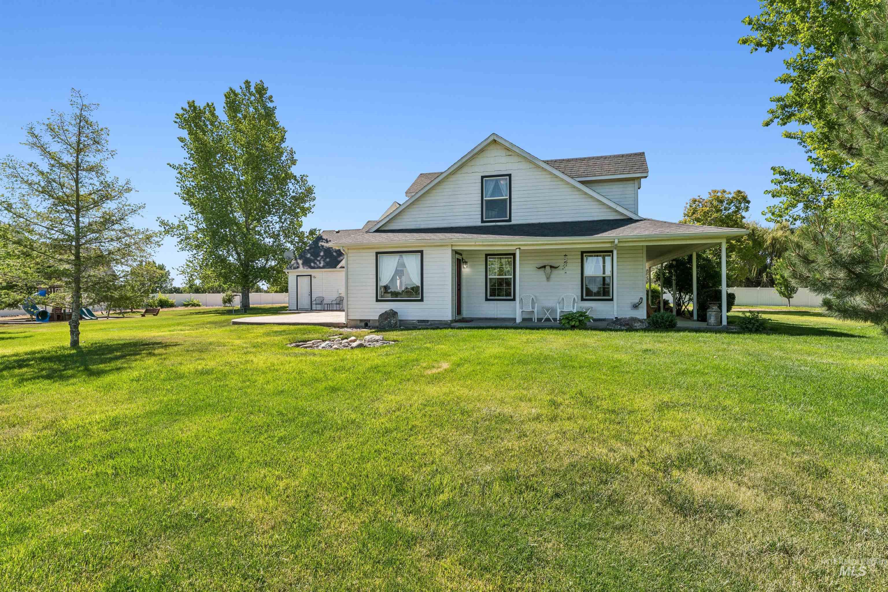 4220 Pleasant View, Nampa, Idaho 83686, 3 Bedrooms, 2.5 Bathrooms, Residential For Sale, Price $825,000, 98990990