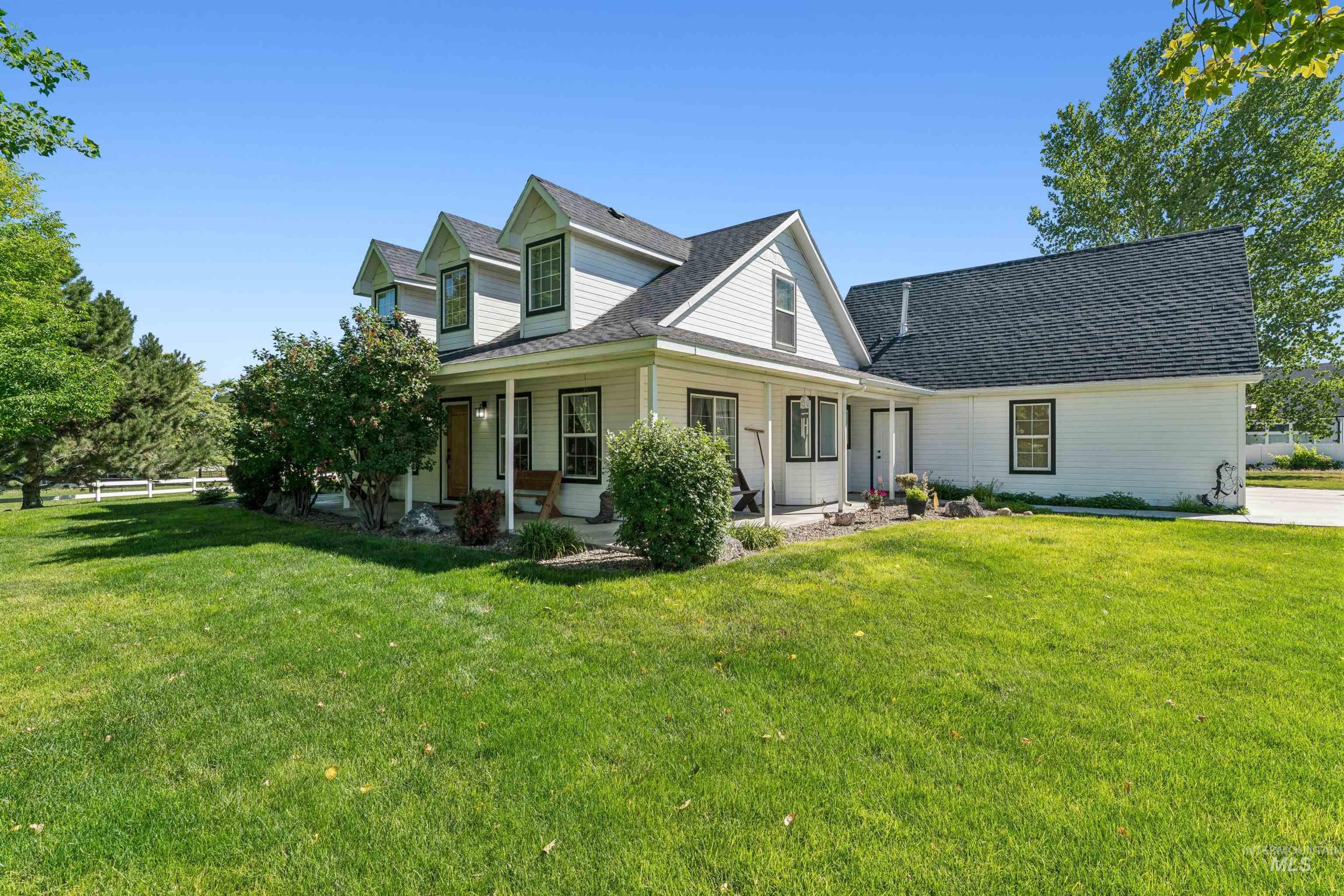 4220 Pleasant View, Nampa, Idaho 83686, 3 Bedrooms, 2.5 Bathrooms, Residential For Sale, Price $825,000, 98990990