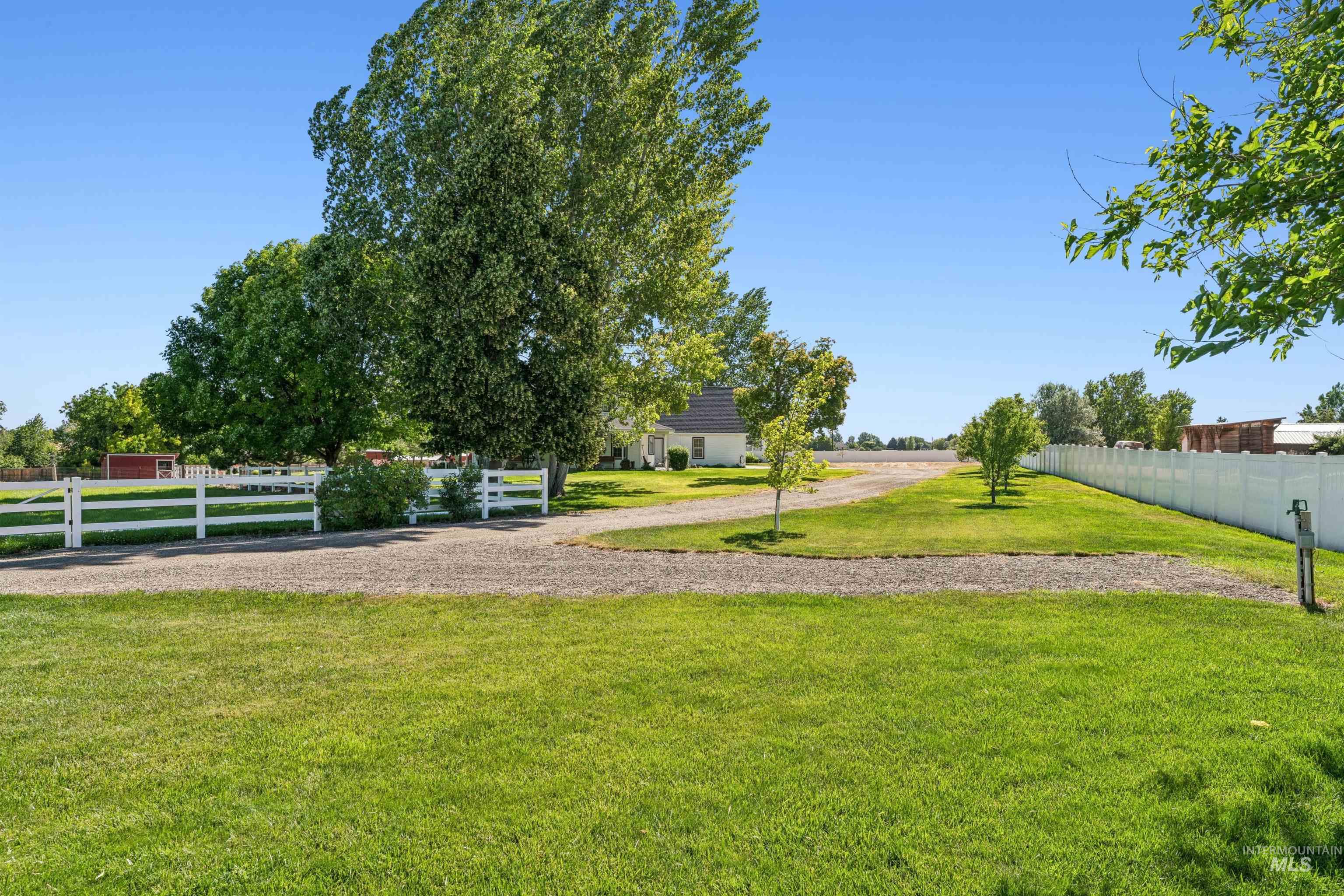 4220 Pleasant View, Nampa, Idaho 83686, 3 Bedrooms, 2.5 Bathrooms, Residential For Sale, Price $825,000, 98990990
