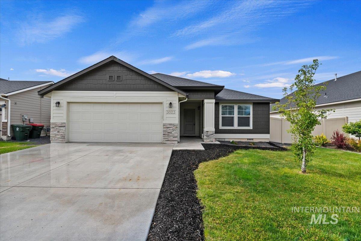 3023 W Silver River St, Meridian, Idaho 83646, 3 Bedrooms, 2 Bathrooms, Residential For Sale, Price $479,900,MLS 98990993