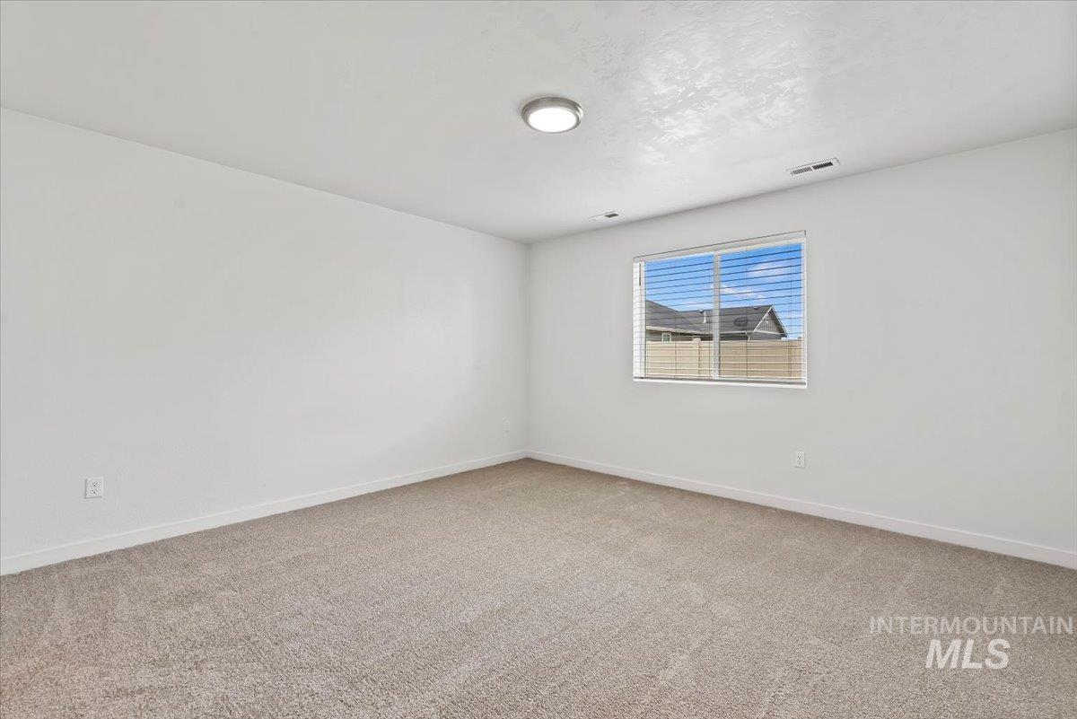 3023 W Silver River St, Meridian, Idaho 83646, 3 Bedrooms, 2 Bathrooms, Residential For Sale, Price $479,900,MLS 98990993