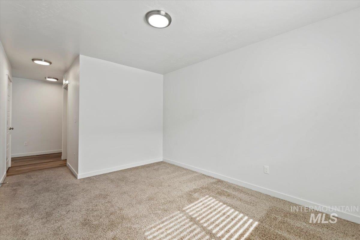 3023 W Silver River St, Meridian, Idaho 83646, 3 Bedrooms, 2 Bathrooms, Residential For Sale, Price $479,900,MLS 98990993