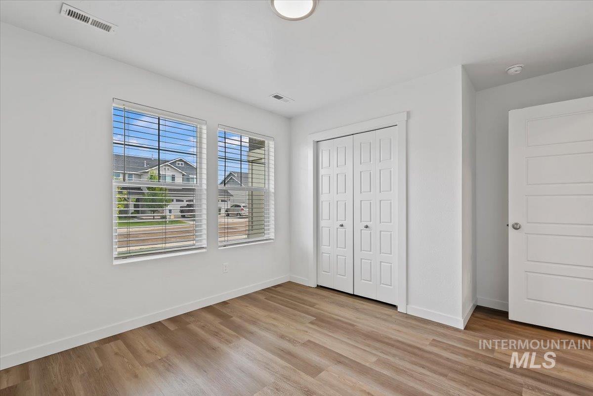 3023 W Silver River St, Meridian, Idaho 83646, 3 Bedrooms, 2 Bathrooms, Residential For Sale, Price $479,900,MLS 98990993