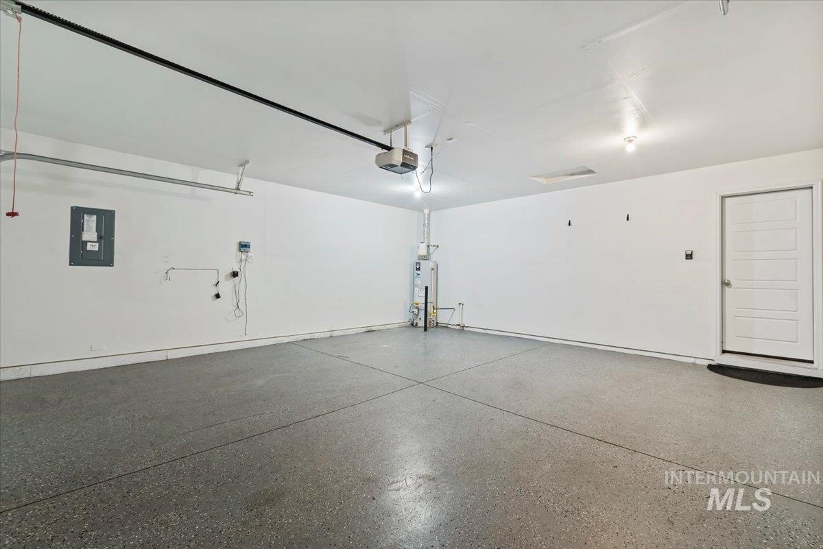 3023 W Silver River St, Meridian, Idaho 83646, 3 Bedrooms, 2 Bathrooms, Residential For Sale, Price $479,900,MLS 98990993