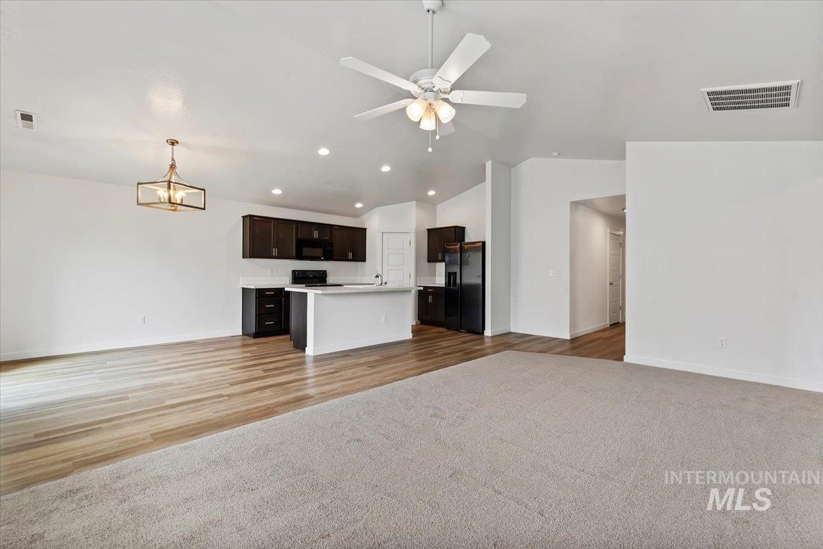 3023 W Silver River St, Meridian, Idaho 83646, 3 Bedrooms, 2 Bathrooms, Residential For Sale, Price $479,900,MLS 98990993