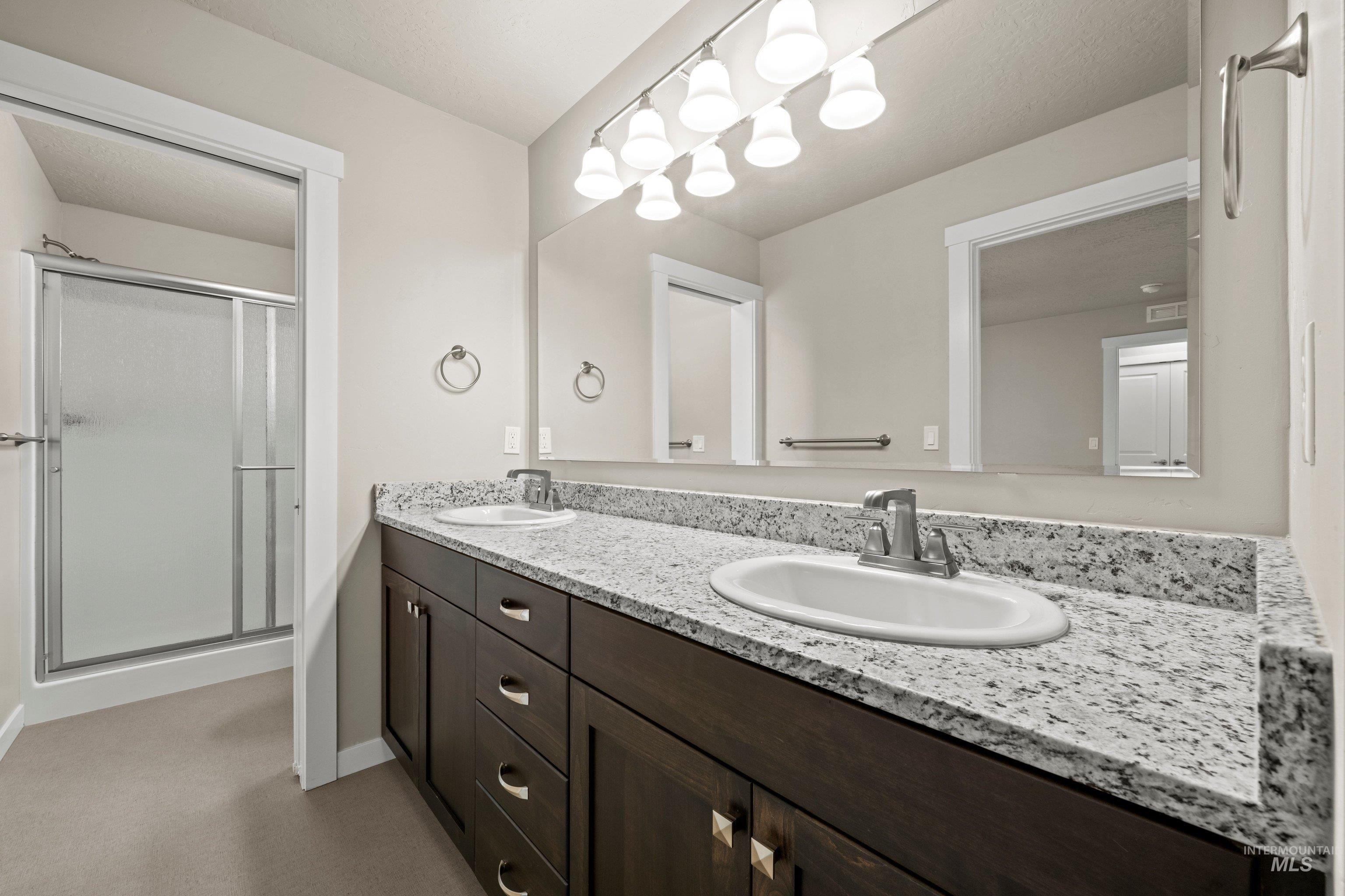 2110 S Hills Ave., Meridian, Idaho 83642-7363, 3 Bedrooms, 2.5 Bathrooms, Residential For Sale, Price $475,000,MLS 98990995