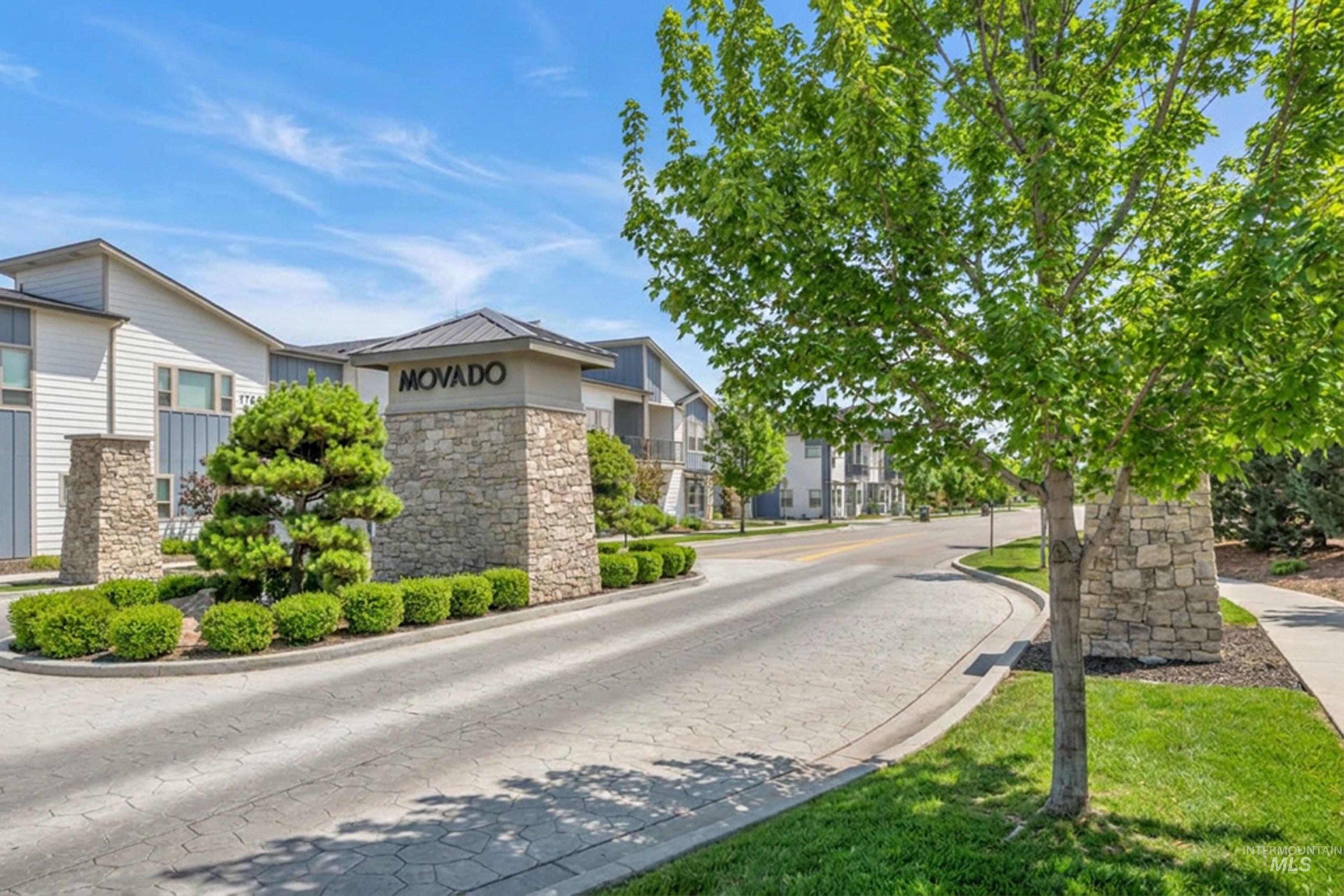 2110 S Hills Ave., Meridian, Idaho 83642-7363, 3 Bedrooms, 2.5 Bathrooms, Residential For Sale, Price $475,000,MLS 98990995