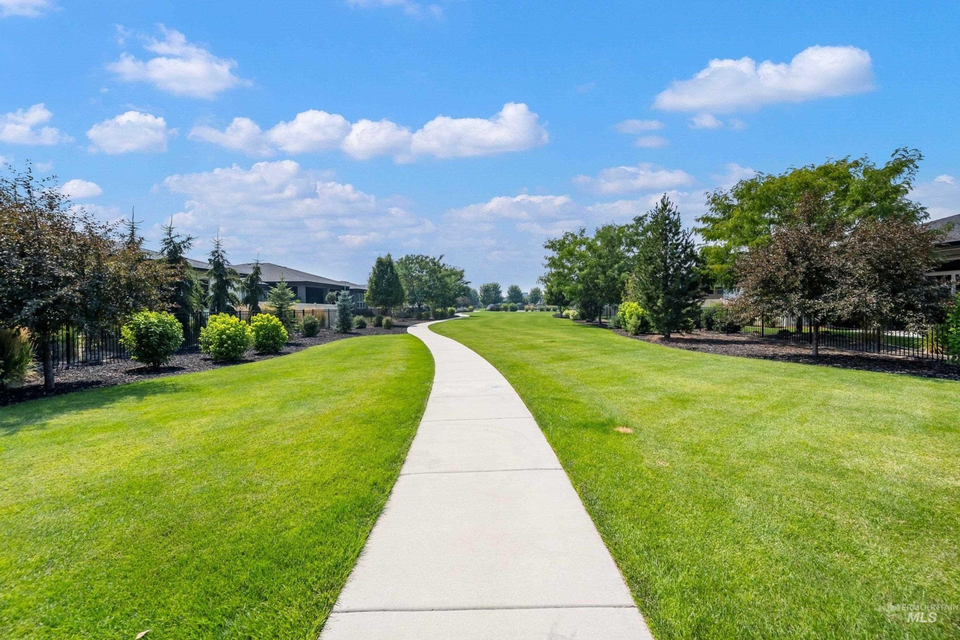 2110 S Hills Ave., Meridian, Idaho 83642-7363, 3 Bedrooms, 2.5 Bathrooms, Residential For Sale, Price $475,000,MLS 98990995