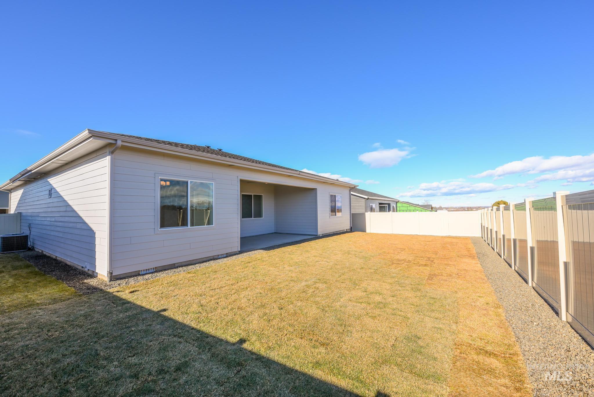 3787 N Kelseyville Way, Star, Idaho 83669, 3 Bedrooms, 2.5 Bathrooms, Residential For Sale, Price $659,000, 98990997