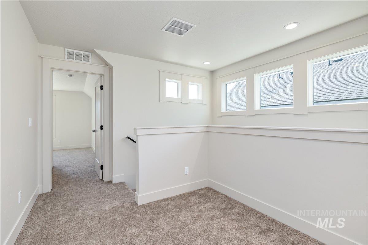1185 N Meadowglen Ave, Meridian, Idaho 83642, 3 Bedrooms, 2.5 Bathrooms, Residential For Sale, Price $529,900,MLS 98990998