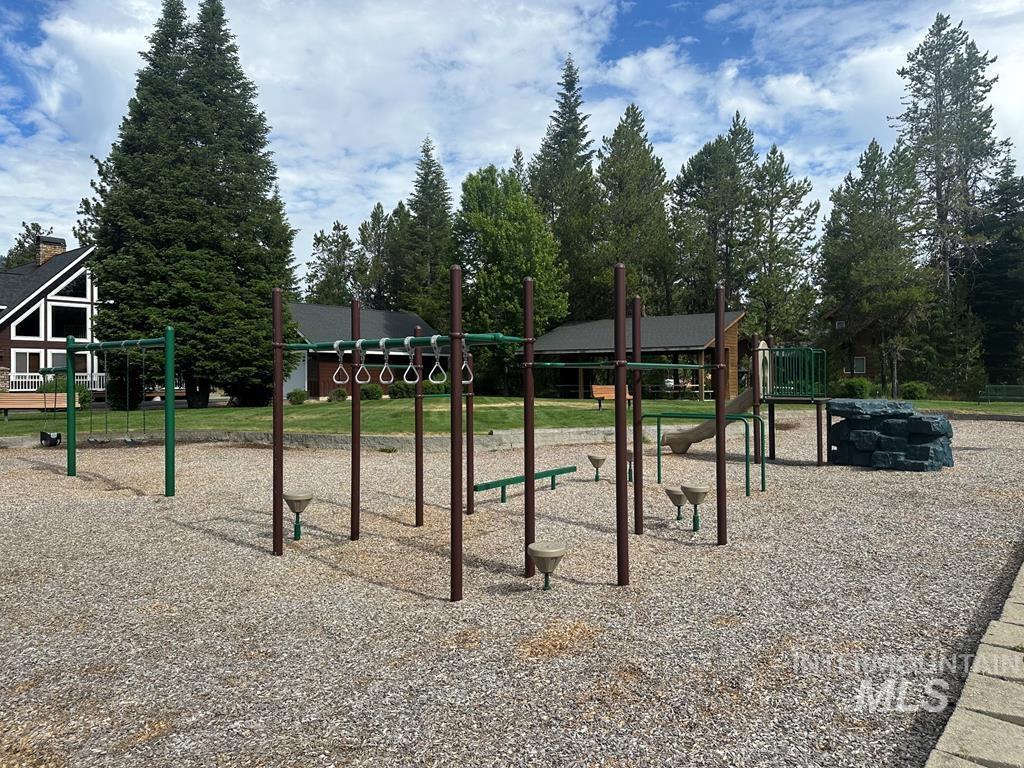 12 Cross Country Ct., Donnelly, Idaho 83615, Land For Sale, Price $194,900,MLS 98991000