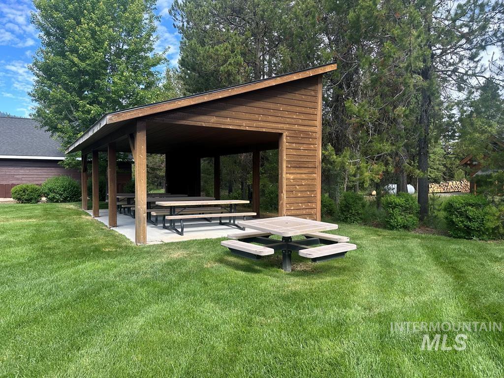 12 Cross Country Ct., Donnelly, Idaho 83615, Land For Sale, Price $194,900,MLS 98991000