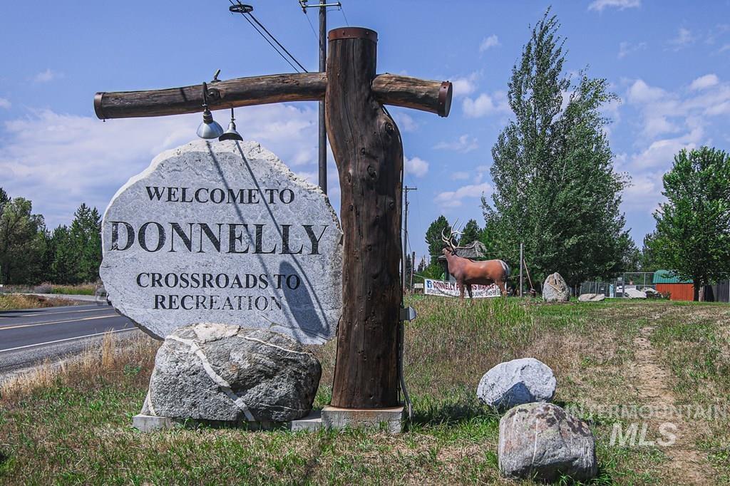 12 Cross Country Ct., Donnelly, Idaho 83615, Land For Sale, Price $194,900,MLS 98991000