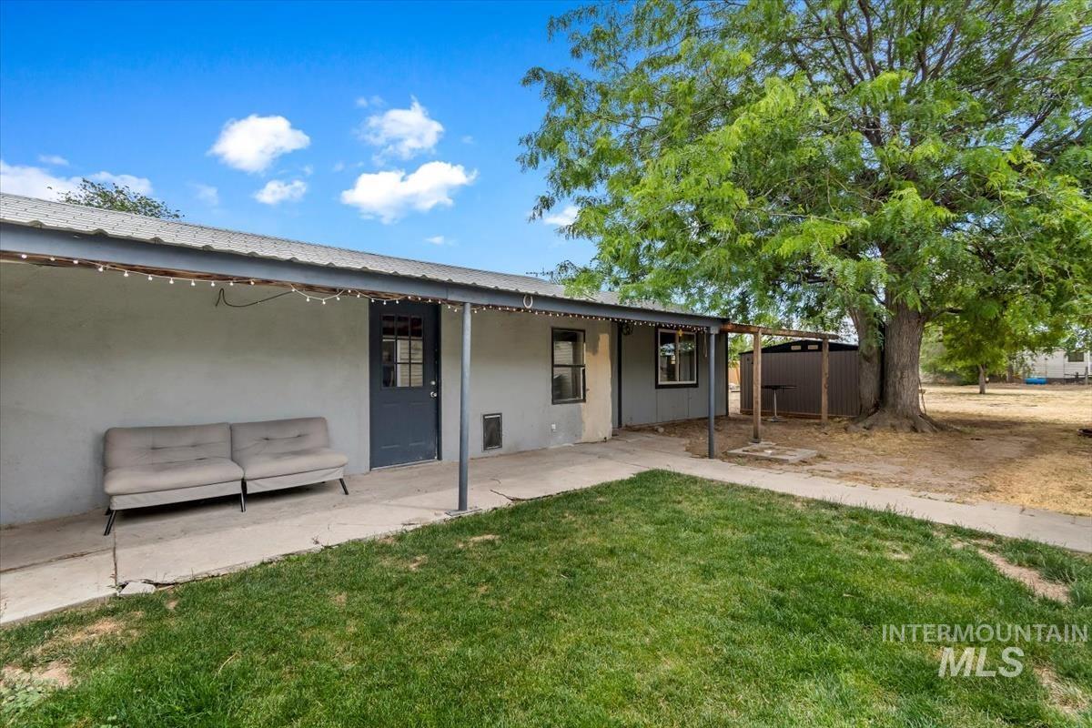 1207 W Willow Ave, Nampa, Idaho 83651, 3 Bedrooms, 2 Bathrooms, Residential For Sale, Price $480,000,MLS 98991001