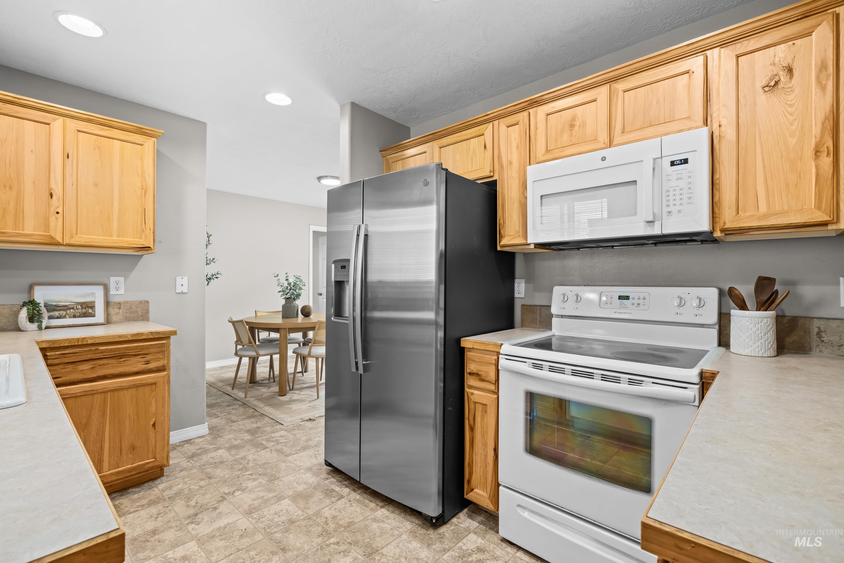 1576 S Grant Ave., Boise, Idaho 83706, 3 Bedrooms, 2.5 Bathrooms, Residential For Sale, Price $559,900, 98991002
