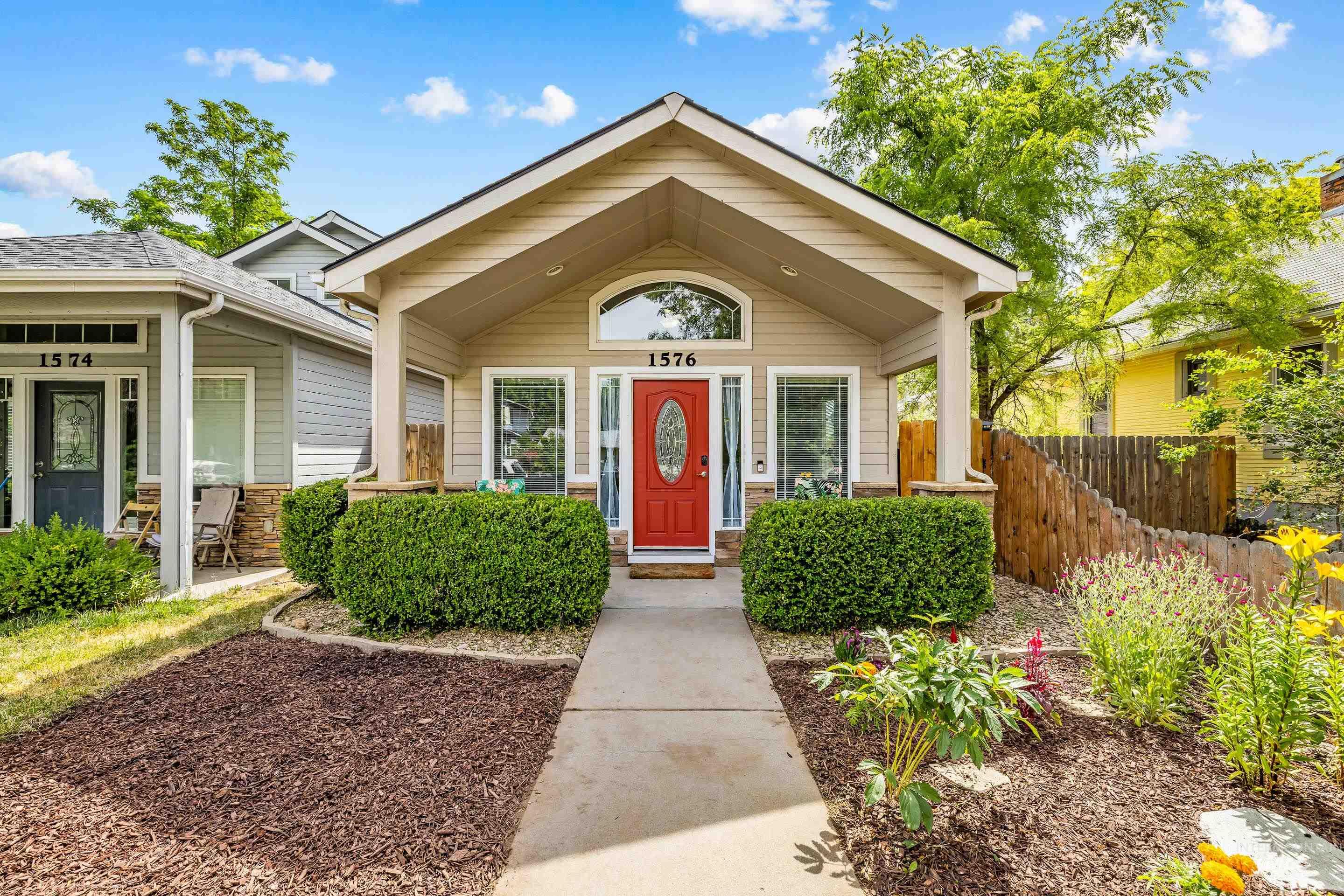 1576 S Grant Ave., Boise, Idaho 83706, 3 Bedrooms, 2.5 Bathrooms, Residential For Sale, Price $559,900, 98991002