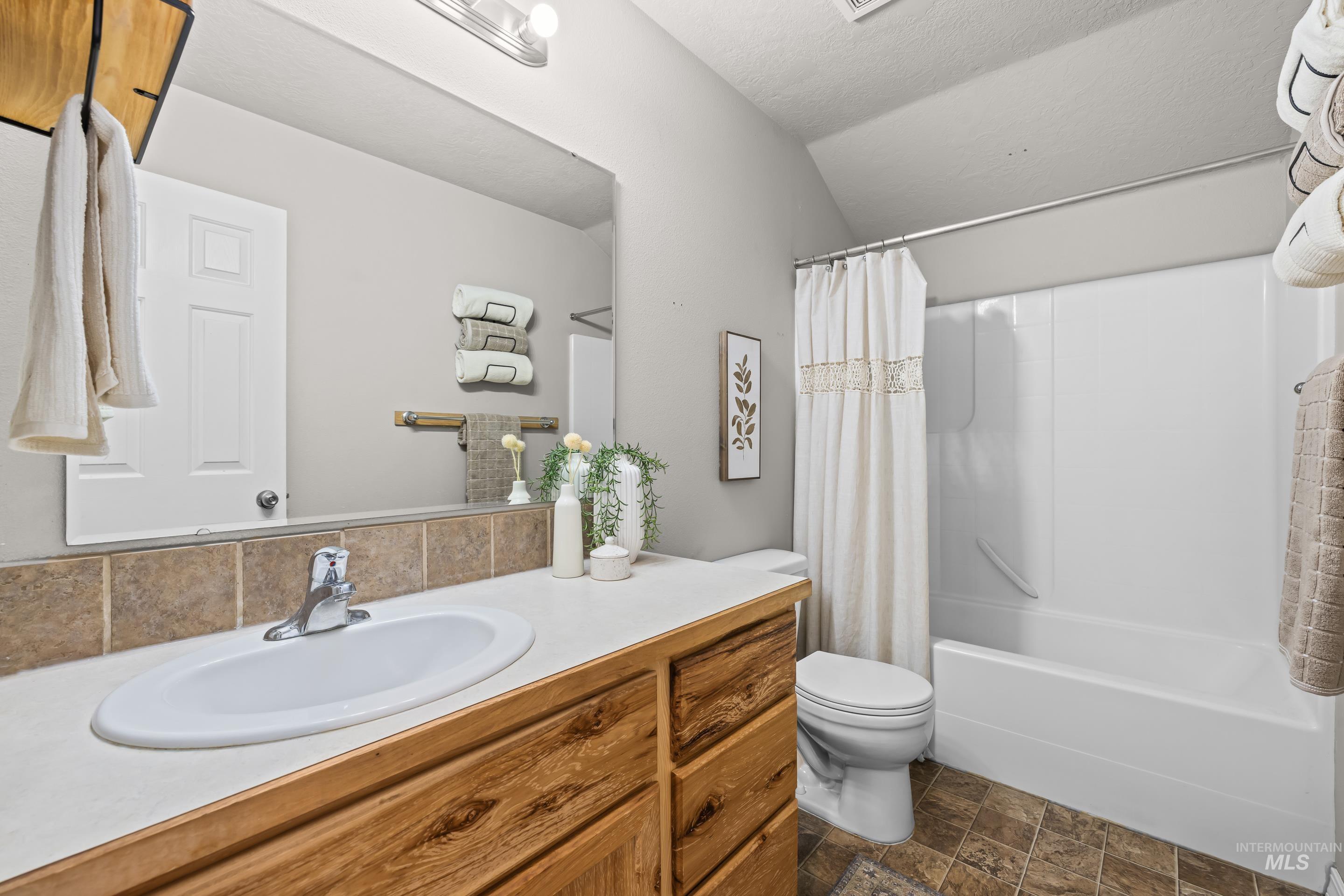1576 S Grant Ave., Boise, Idaho 83706, 3 Bedrooms, 2.5 Bathrooms, Residential For Sale, Price $559,900, 98991002
