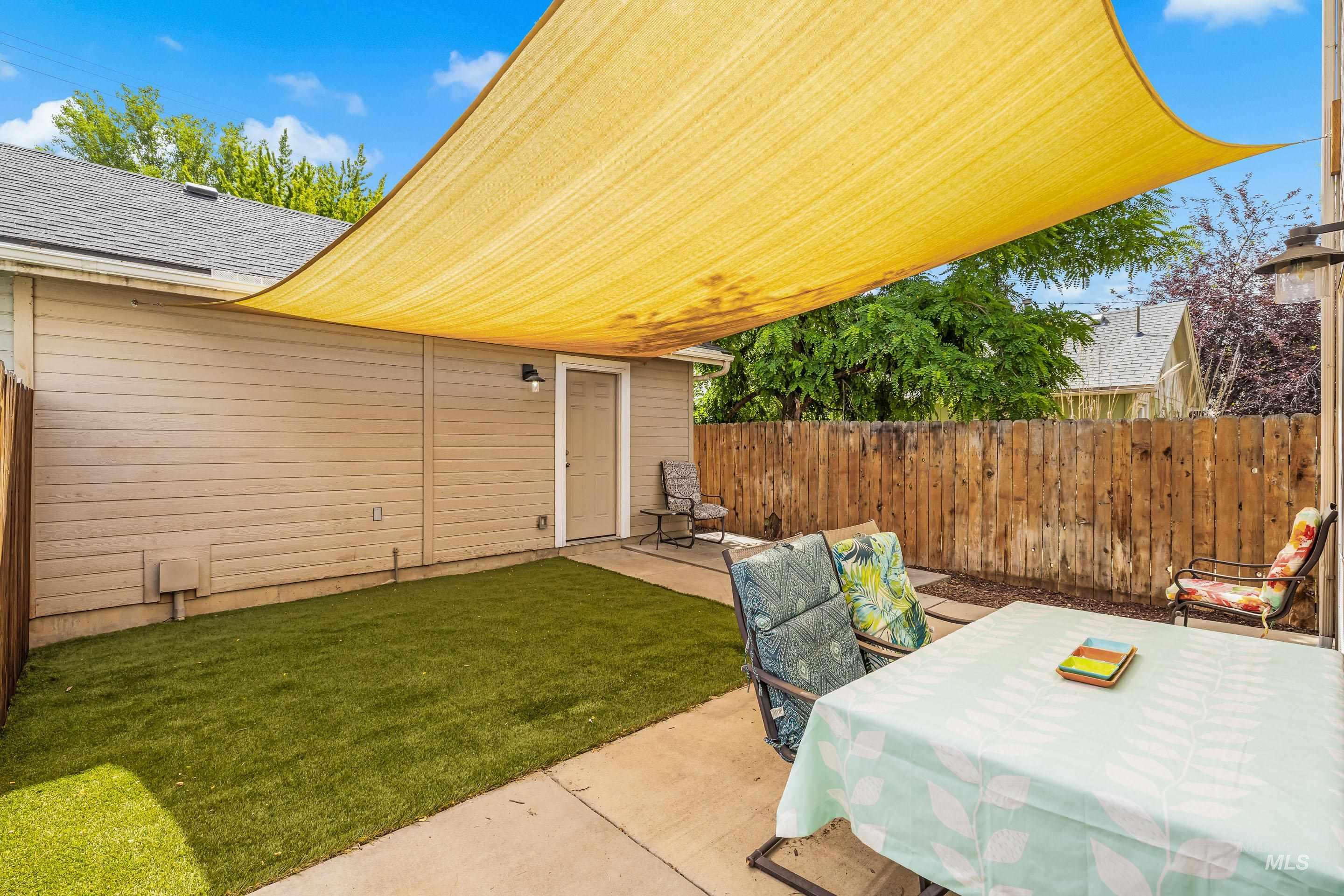 1576 S Grant Ave., Boise, Idaho 83706, 3 Bedrooms, 2.5 Bathrooms, Residential For Sale, Price $559,900, 98991002