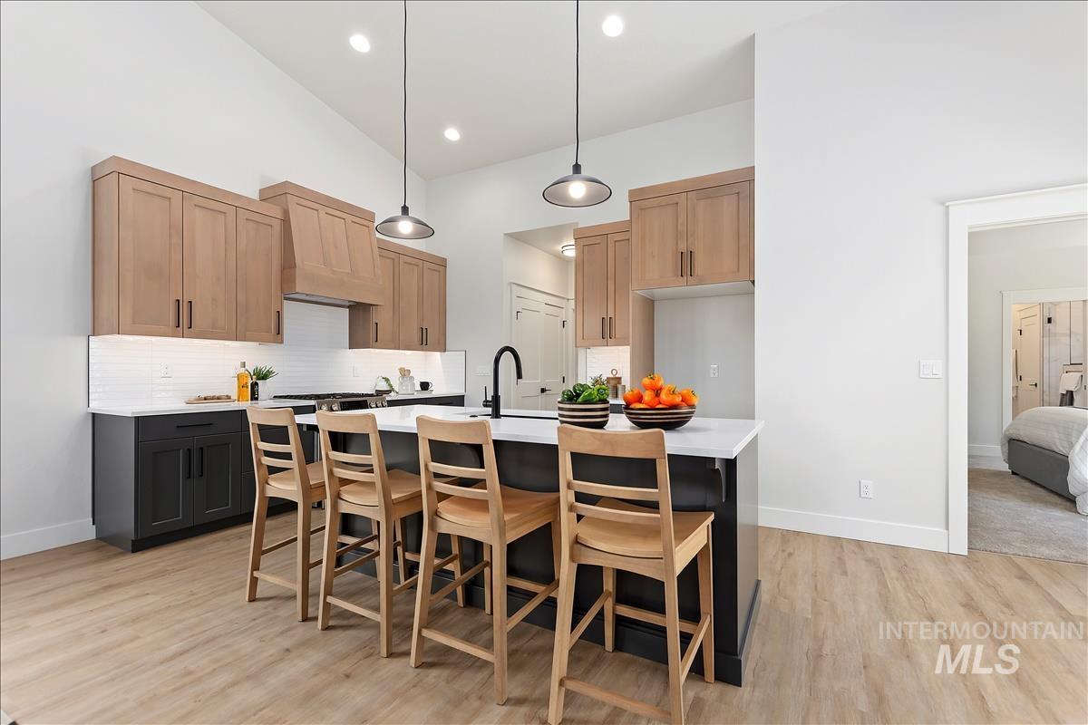 1212 N Meadowglen Ave, Meridian, Idaho 83642, 3 Bedrooms, 3 Bathrooms, Residential For Sale, Price $509,900,MLS 98991003