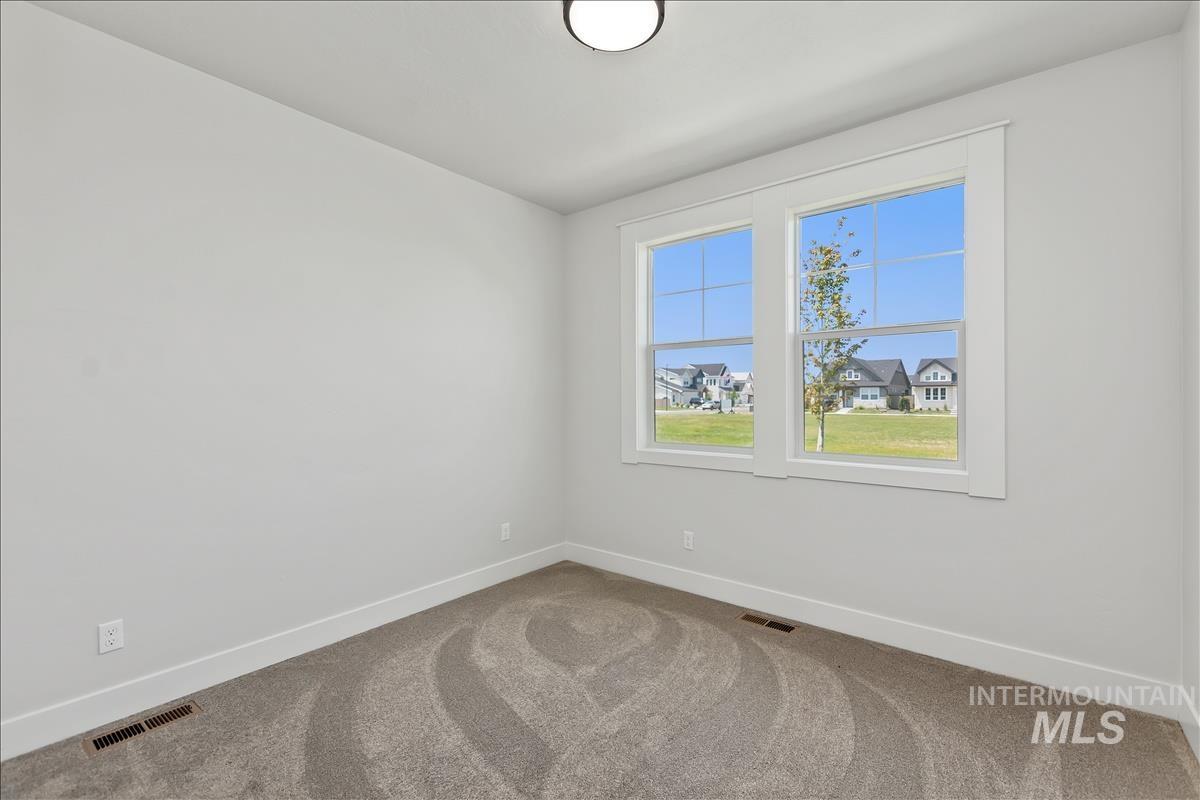 1220 N Meadowglen Ave, Meridian, Idaho 83642, 3 Bedrooms, 3 Bathrooms, Residential For Sale, Price $509,900,MLS 98991005