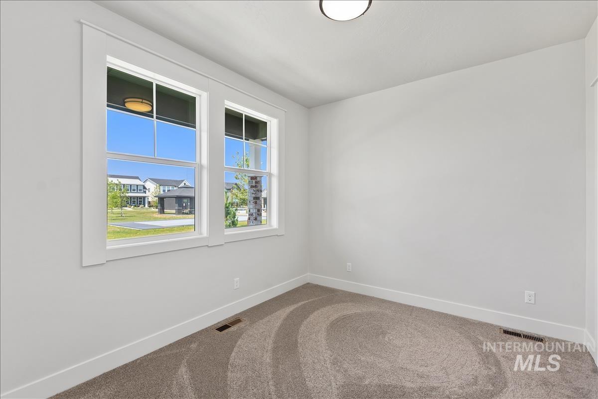 1220 N Meadowglen Ave, Meridian, Idaho 83642, 3 Bedrooms, 3 Bathrooms, Residential For Sale, Price $509,900,MLS 98991005