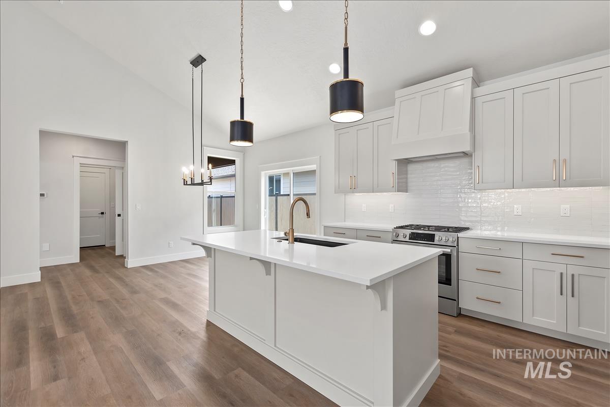 1220 N Meadowglen Ave, Meridian, Idaho 83642, 3 Bedrooms, 3 Bathrooms, Residential For Sale, Price $509,900,MLS 98991005