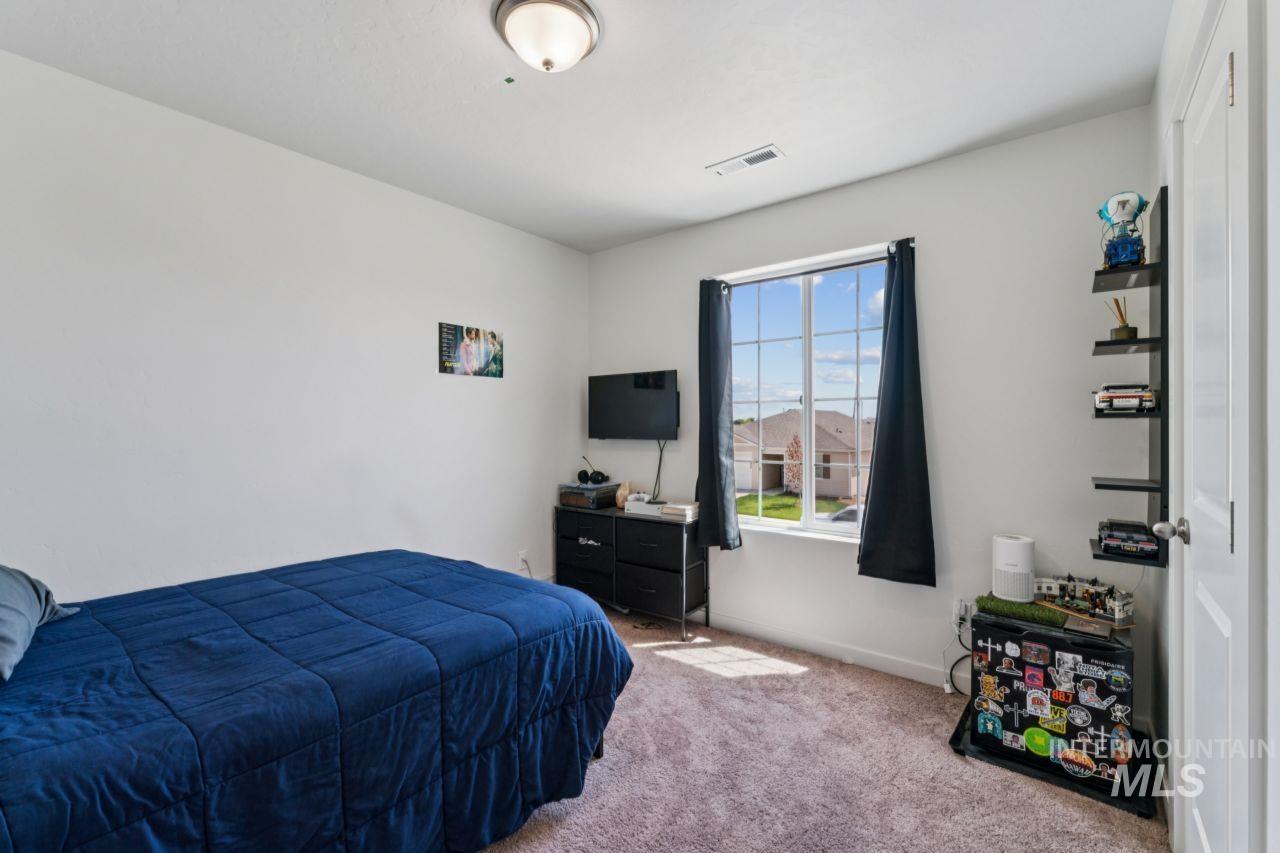 7838 E Hilton Head St, Nampa, Idaho 83687, 3 Bedrooms, 2.5 Bathrooms, Residential For Sale, Price $400,000, 98991007