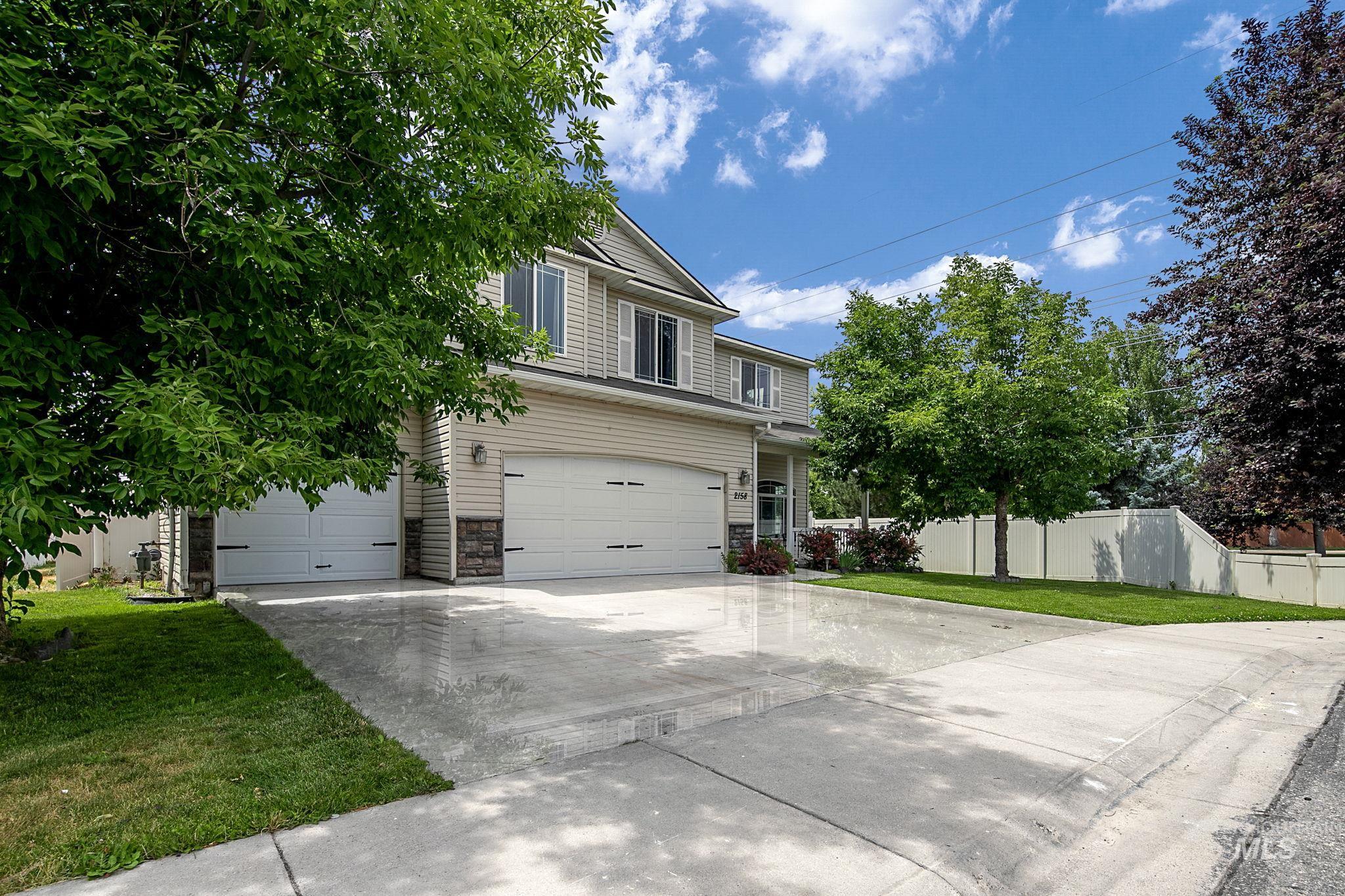 2158 W Swallowtail Pl, Nampa, Idaho 83686, 4 Bedrooms, 2.5 Bathrooms, Residential For Sale, Price $485,000,MLS 98991010