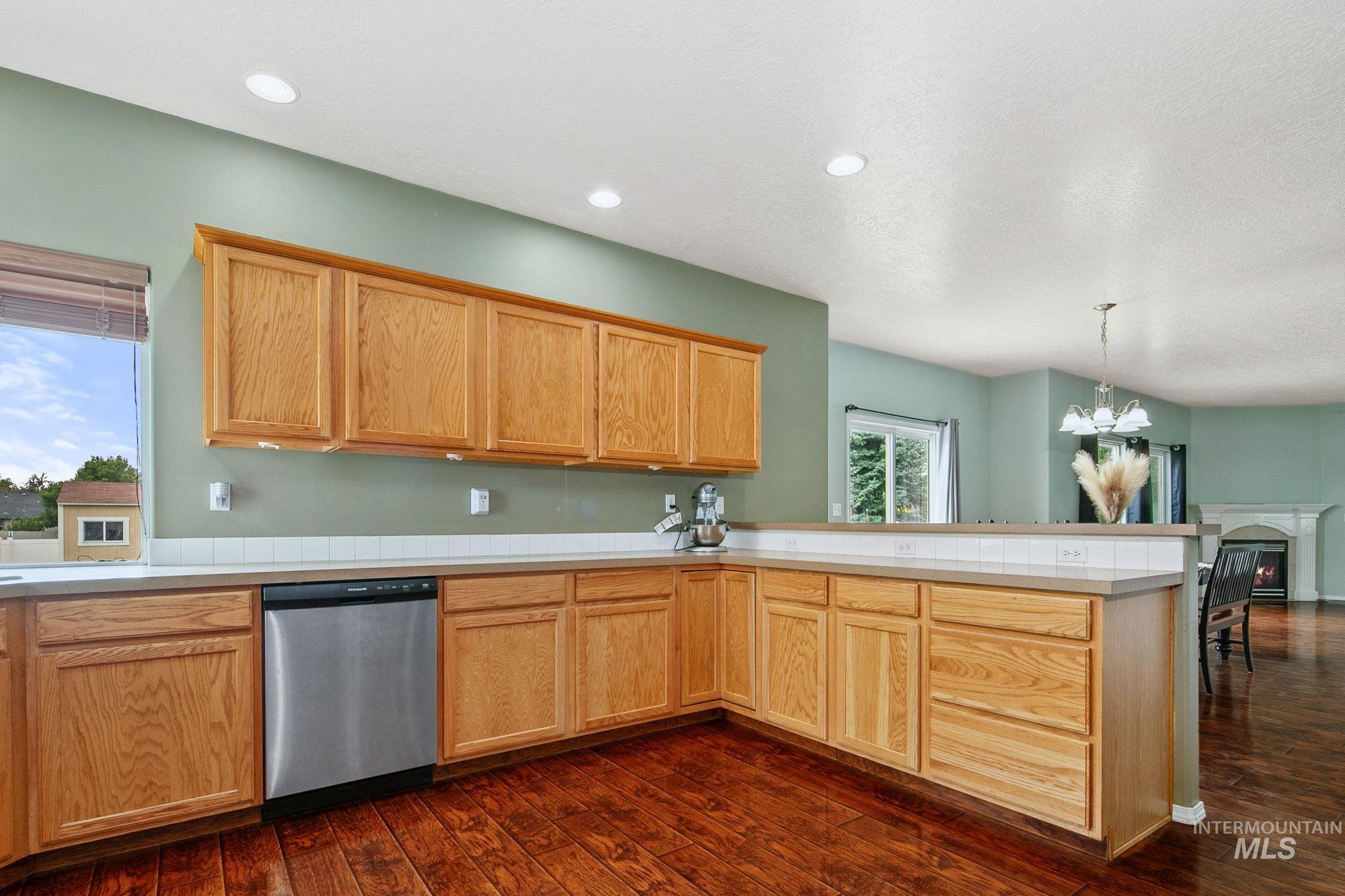 2158 W Swallowtail Pl, Nampa, Idaho 83686, 4 Bedrooms, 2.5 Bathrooms, Residential For Sale, Price $485,000,MLS 98991010