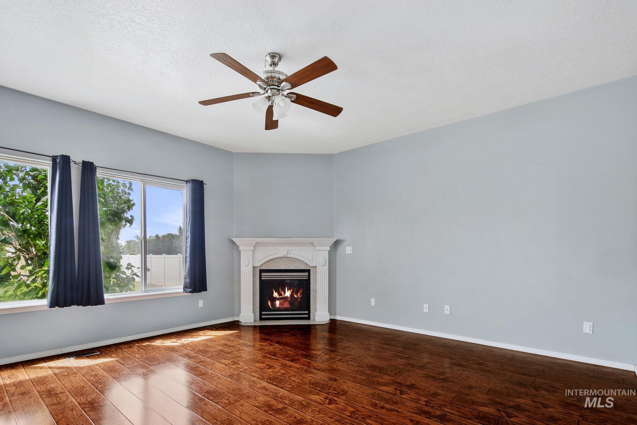2158 W Swallowtail Pl, Nampa, Idaho 83686, 4 Bedrooms, 2.5 Bathrooms, Residential For Sale, Price $485,000,MLS 98991010