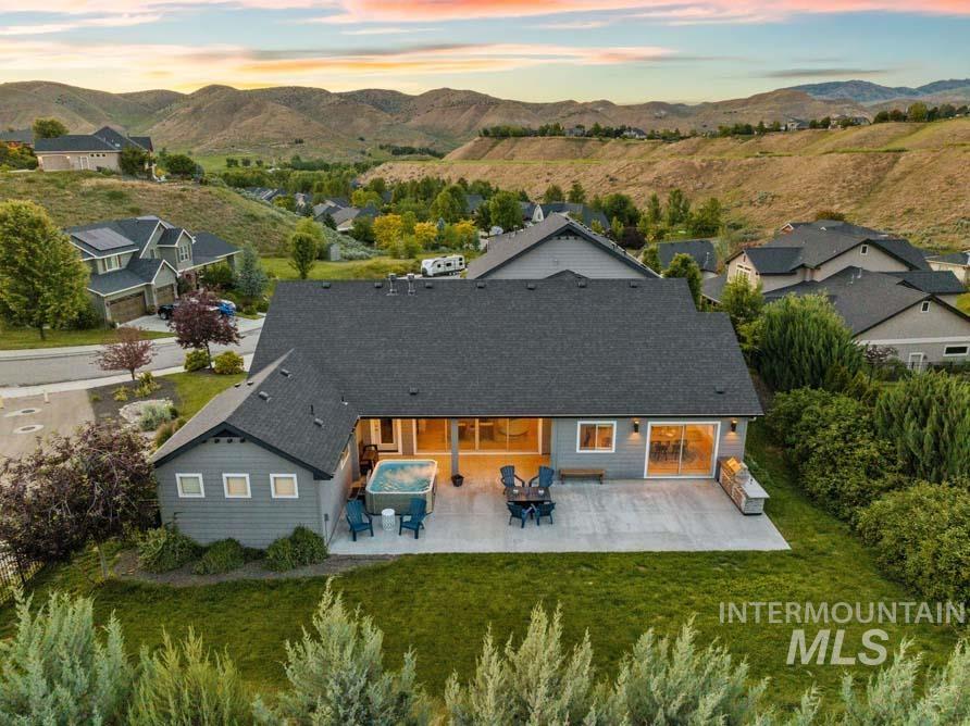 2177 W Winter Camp Dr, Boise, Idaho 83703, 5 Bedrooms, 4 Bathrooms, Residential For Sale, Price $1,250,000, 98991013