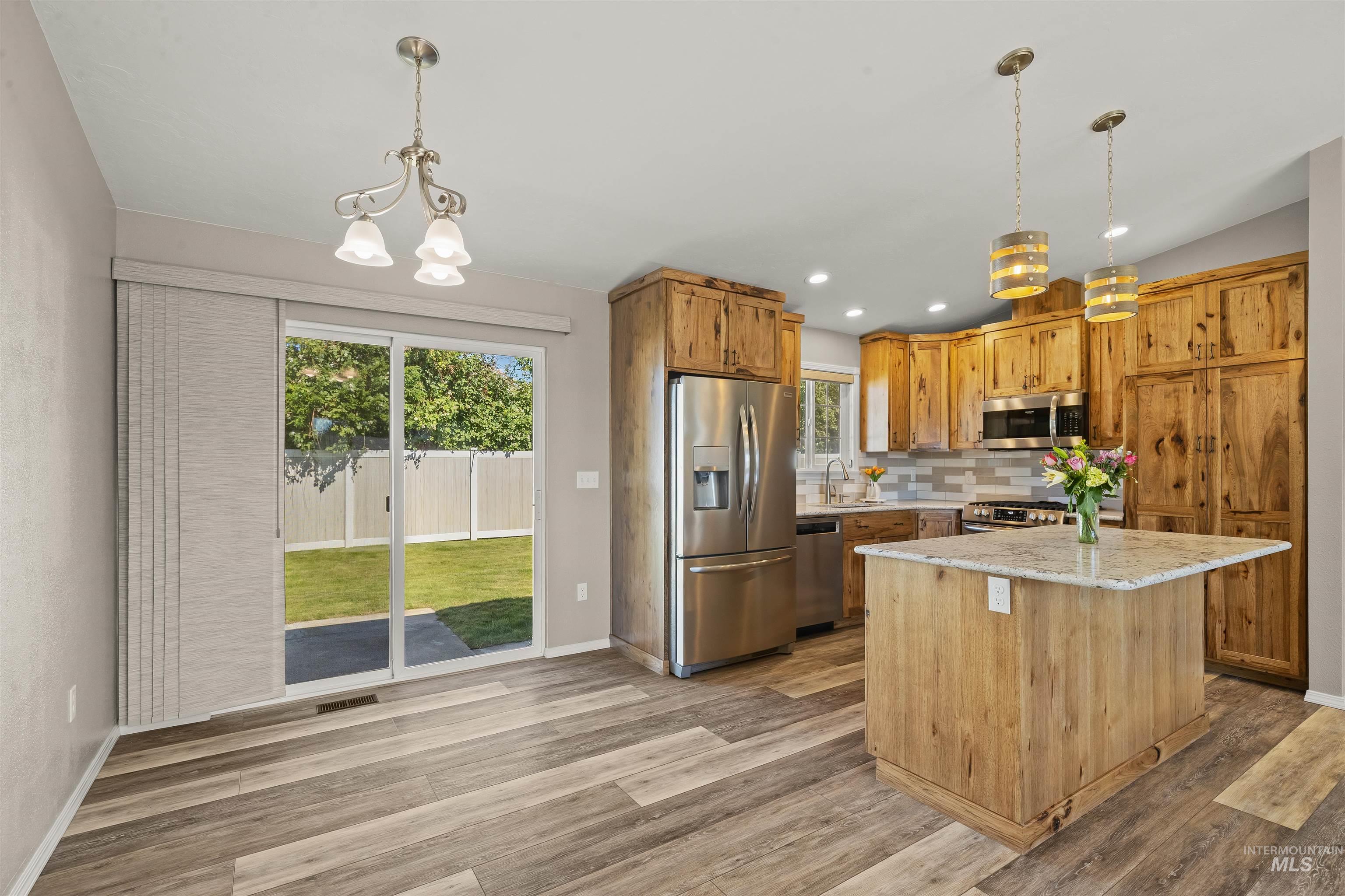 3713 20th Street, Lewiston, Idaho 83501, 3 Bedrooms, 1.5 Bathrooms, Residential For Sale, Price $479,900, 98991014