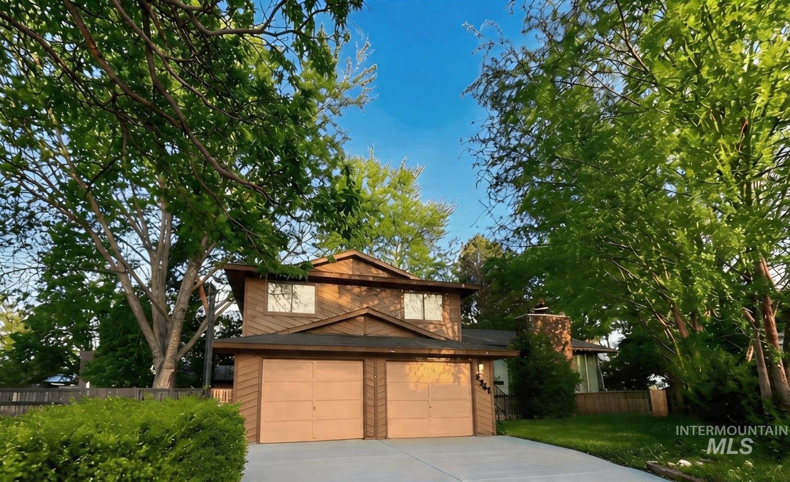 5541 N Samson Ave, Boise, Idaho 83704, 4 Bedrooms, 3.5 Bathrooms, Residential For Sale, Price $599,999, 98991015