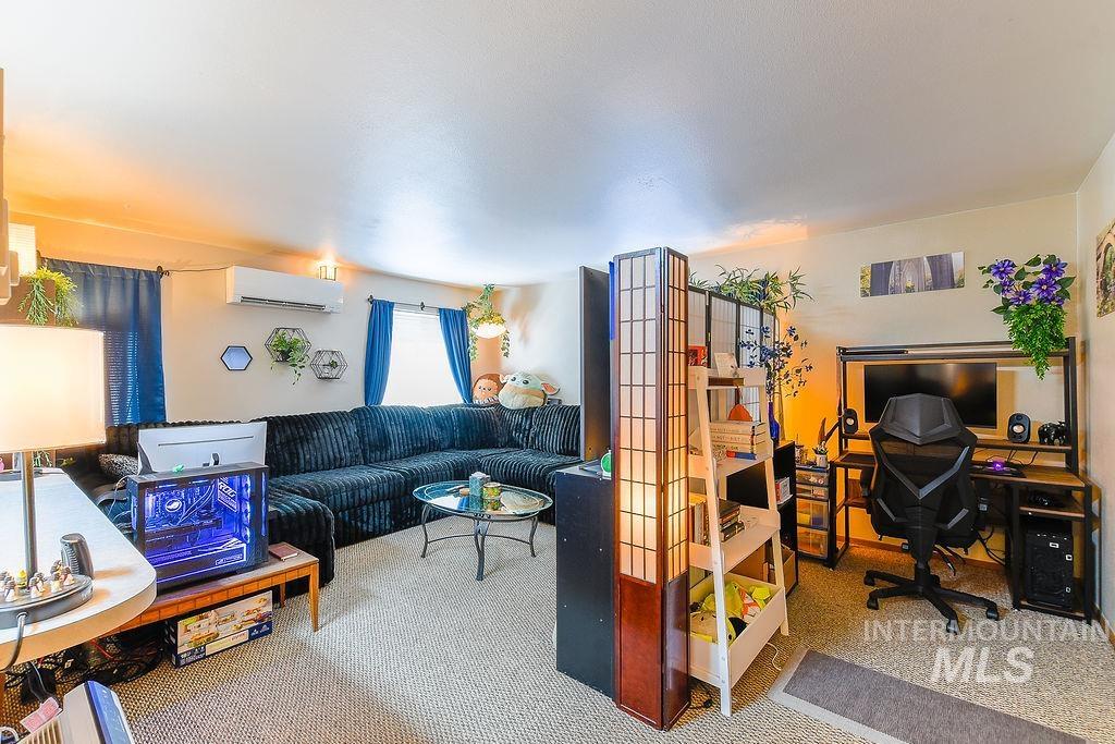 732/734 E 7th St., Moscow, Idaho 83843, 2 Bedrooms, 1 Bathroom, Residential Income For Sale, Price $449,000, 98991016