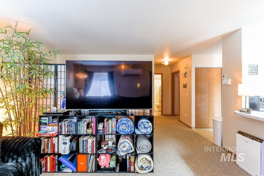 732/734 E 7th St., Moscow, Idaho 83843, 2 Bedrooms, 1 Bathroom, Residential Income For Sale, Price $449,000, 98991016