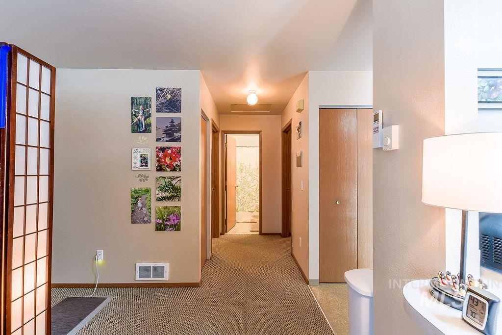 732/734 E 7th St., Moscow, Idaho 83843, 2 Bedrooms, 1 Bathroom, Residential Income For Sale, Price $449,000, 98991016