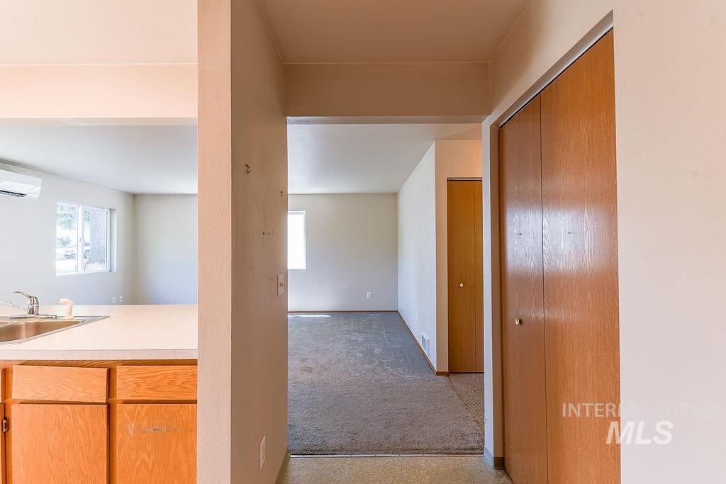 732/734 E 7th St., Moscow, Idaho 83843, 2 Bedrooms, 1 Bathroom, Residential Income For Sale, Price $449,000, 98991016