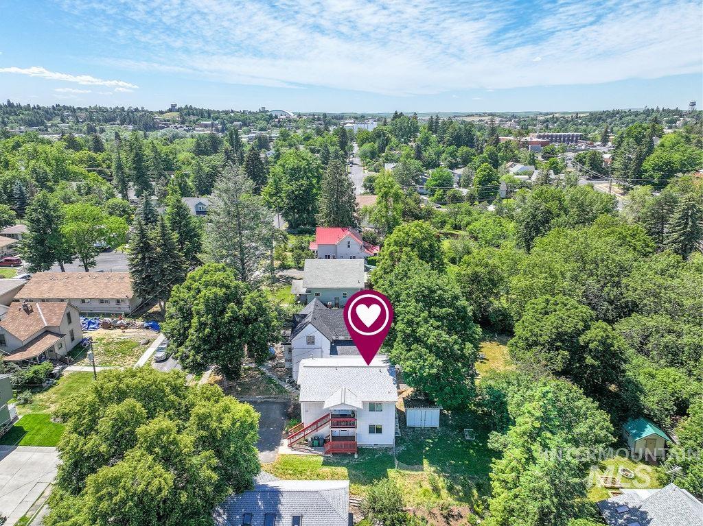 732/734 E 7th St., Moscow, Idaho 83843, 2 Bedrooms, 1 Bathroom, Residential Income For Sale, Price $449,000, 98991016